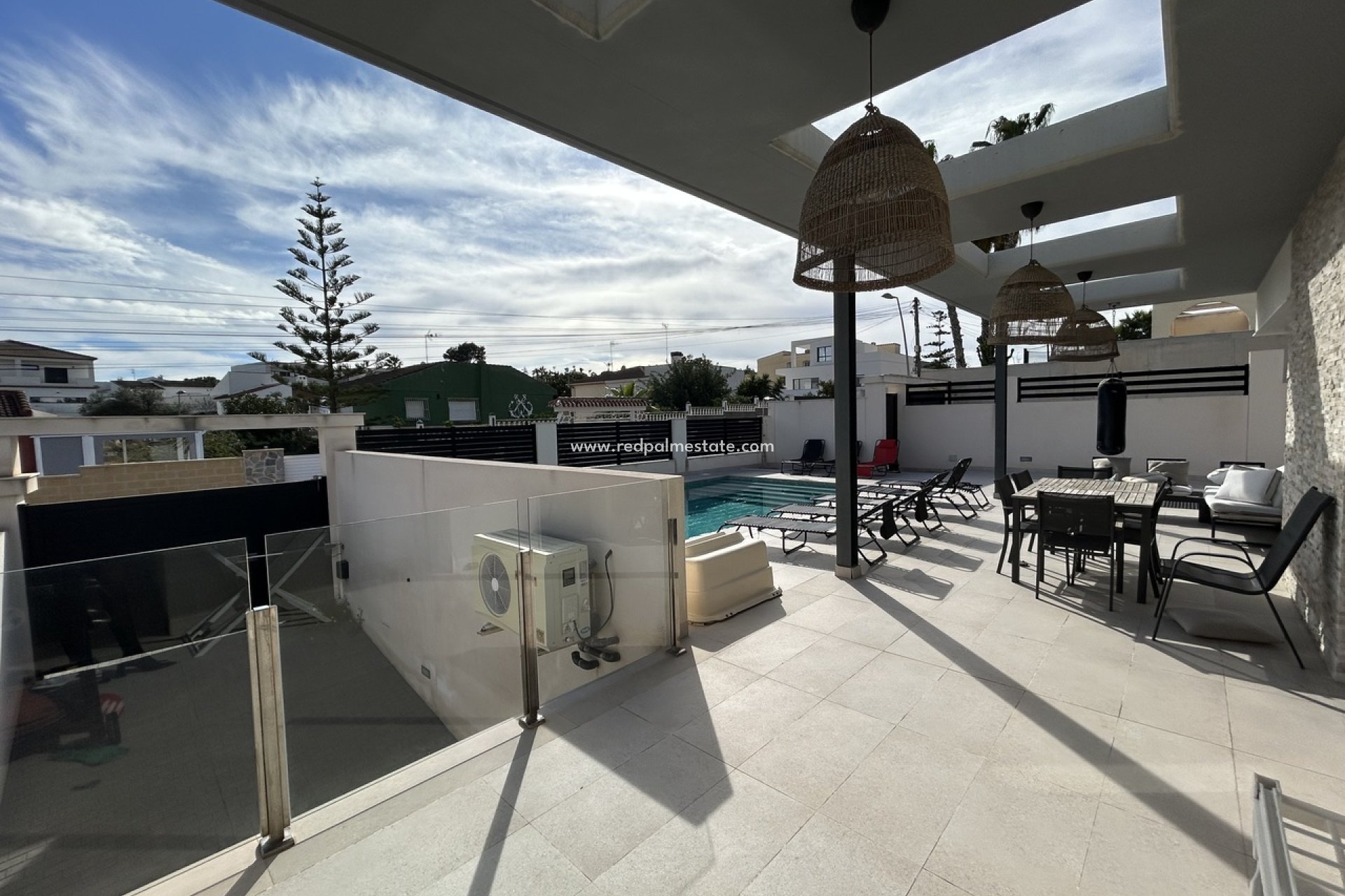 Resale - Villa -
Torrevieja - Los balcones
