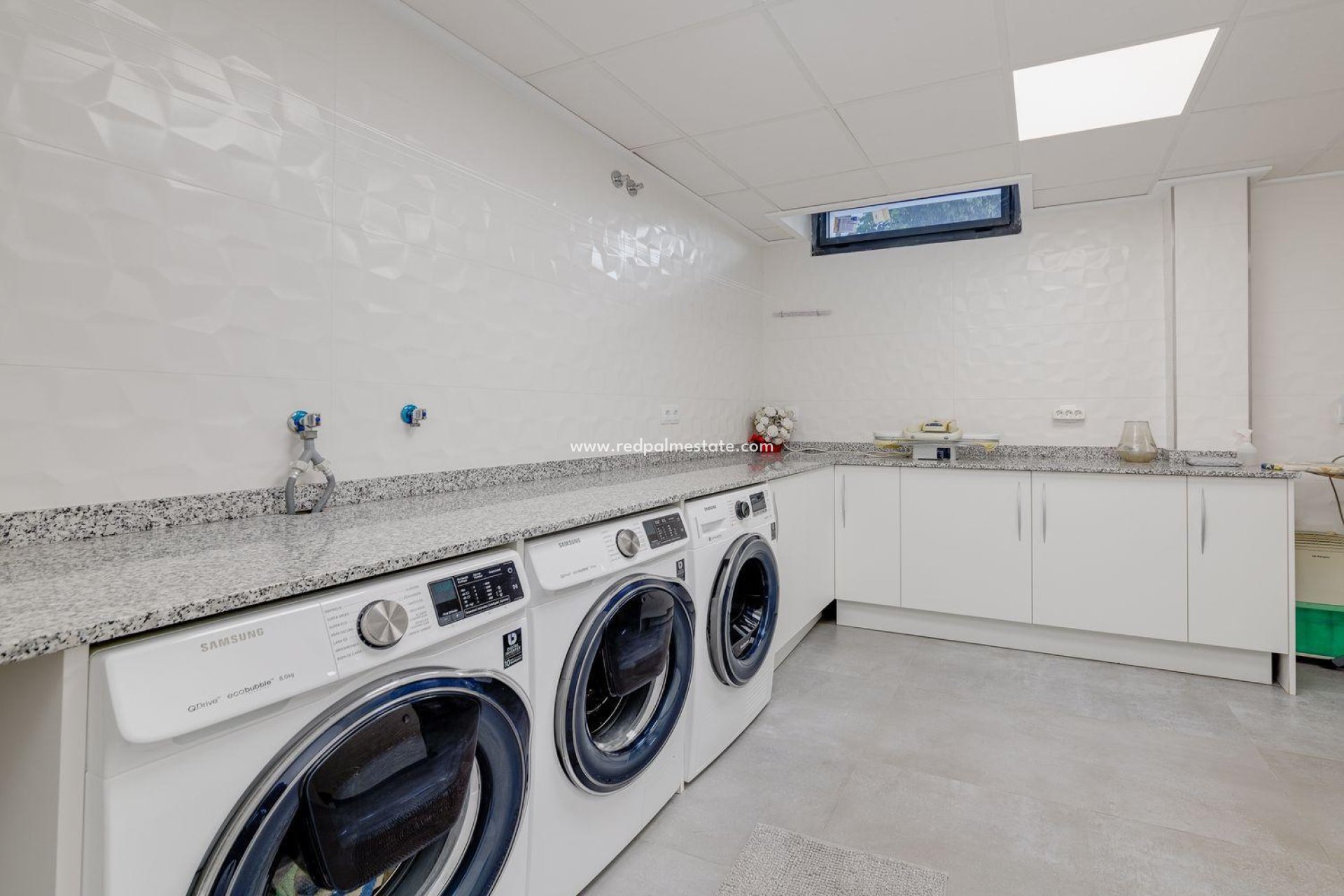 Resale - Villa -
Torrevieja - Los balcones