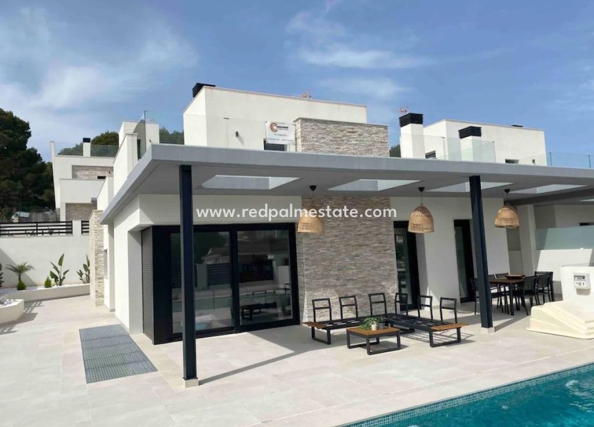 Resale - Villa -
Torrevieja - Los balcones