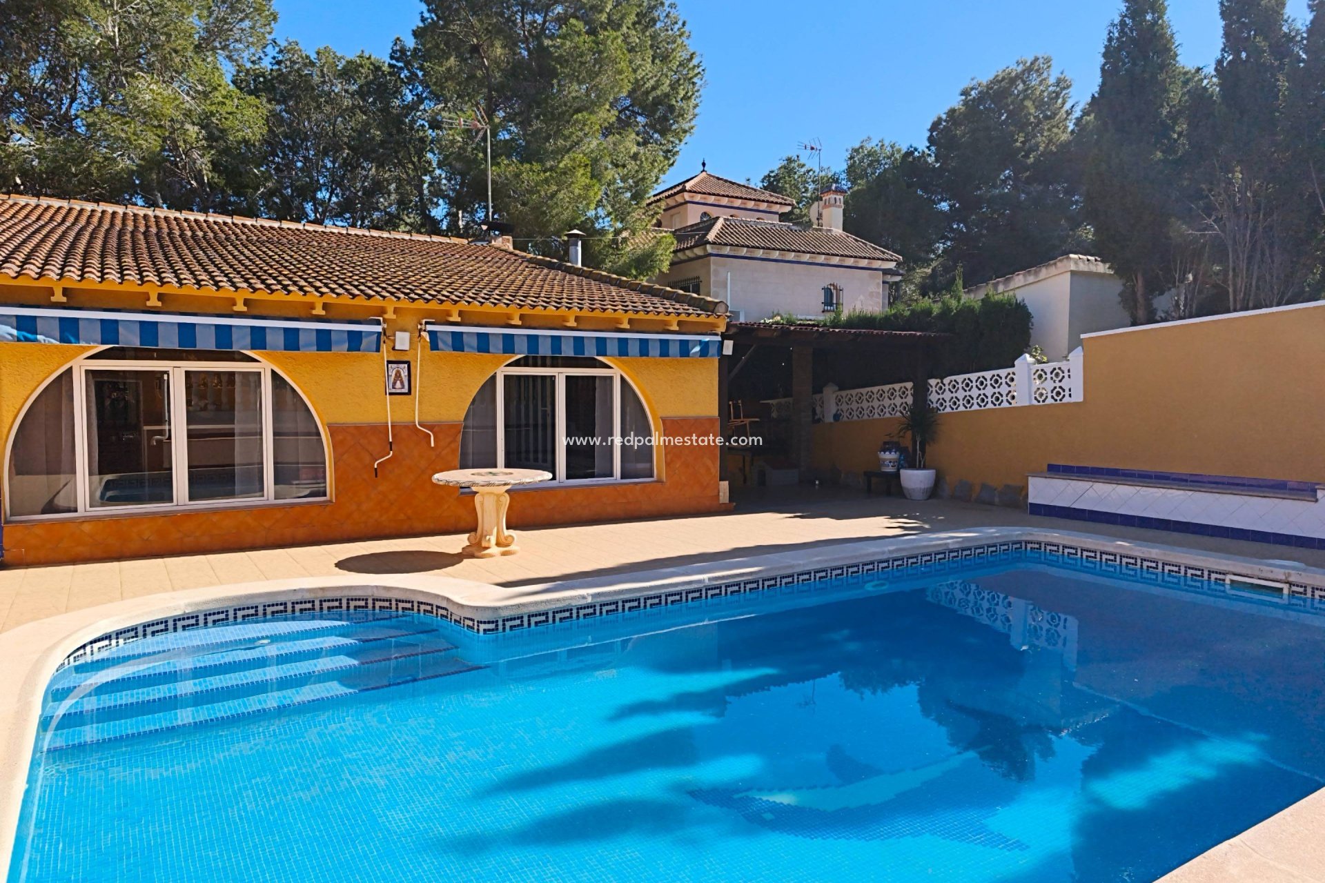 Resale - Villa -
Torrevieja - Los balcones