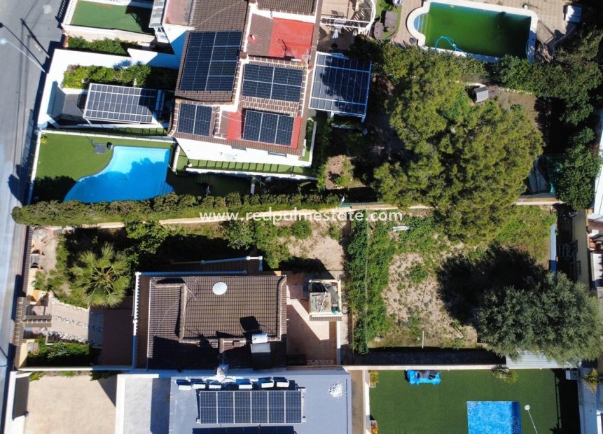 Resale - Villa -
Torrevieja - Los balcones