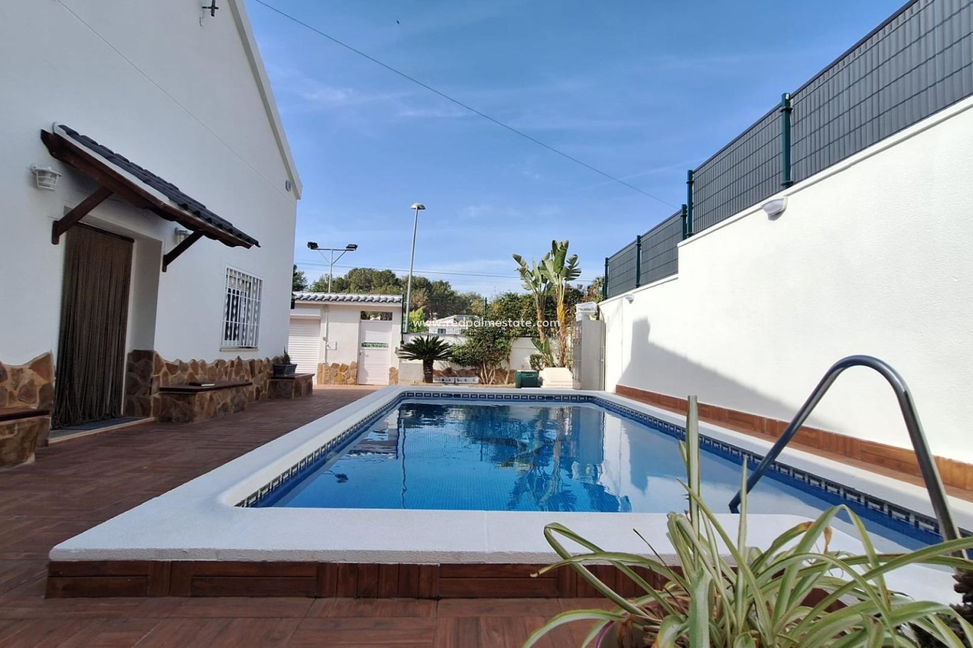 Resale - Villa -
Torrevieja - Los balcones