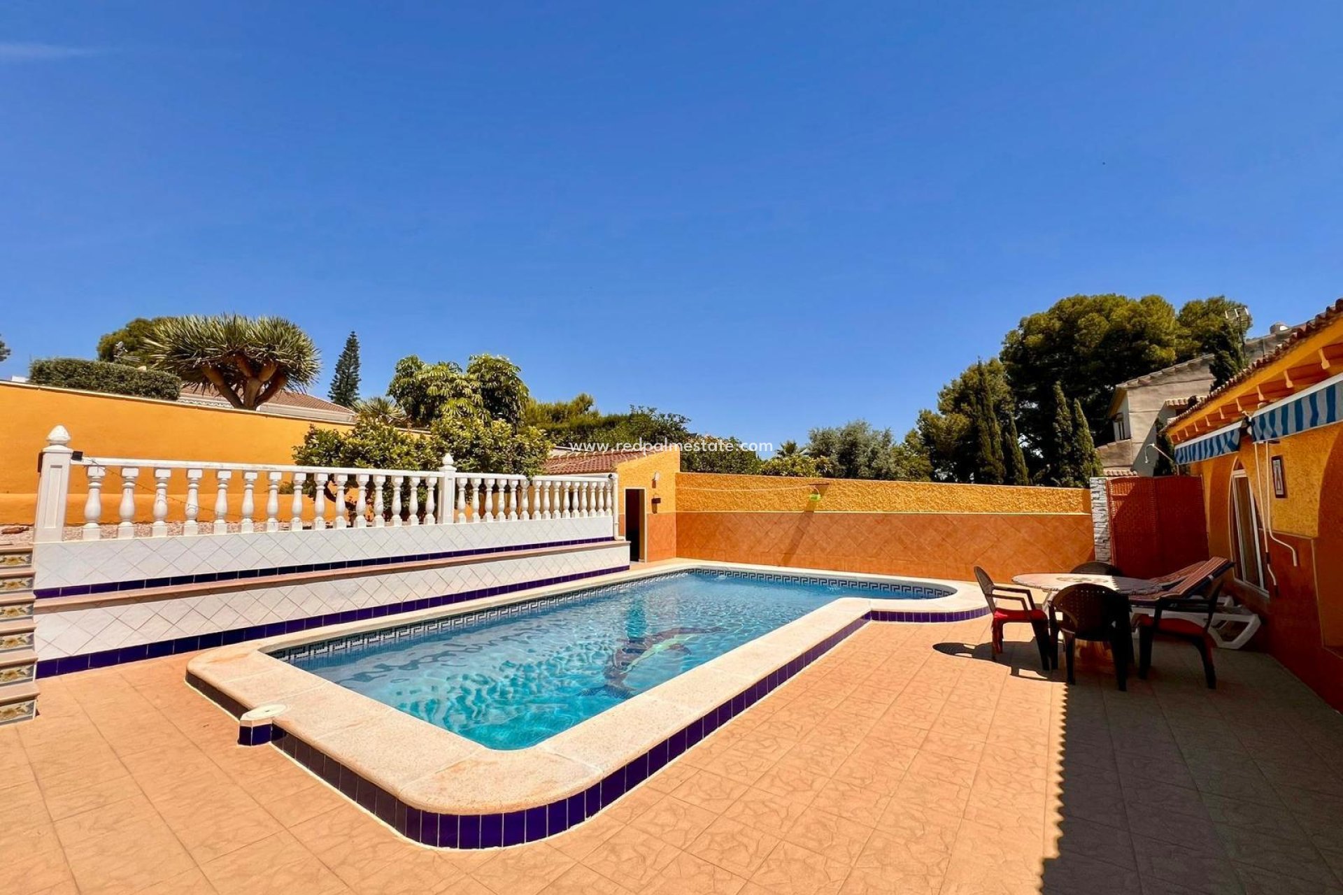 Resale - Villa -
Torrevieja - Los balcones