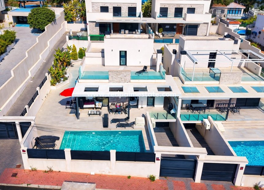 Resale - Villa -
Torrevieja - Los balcones