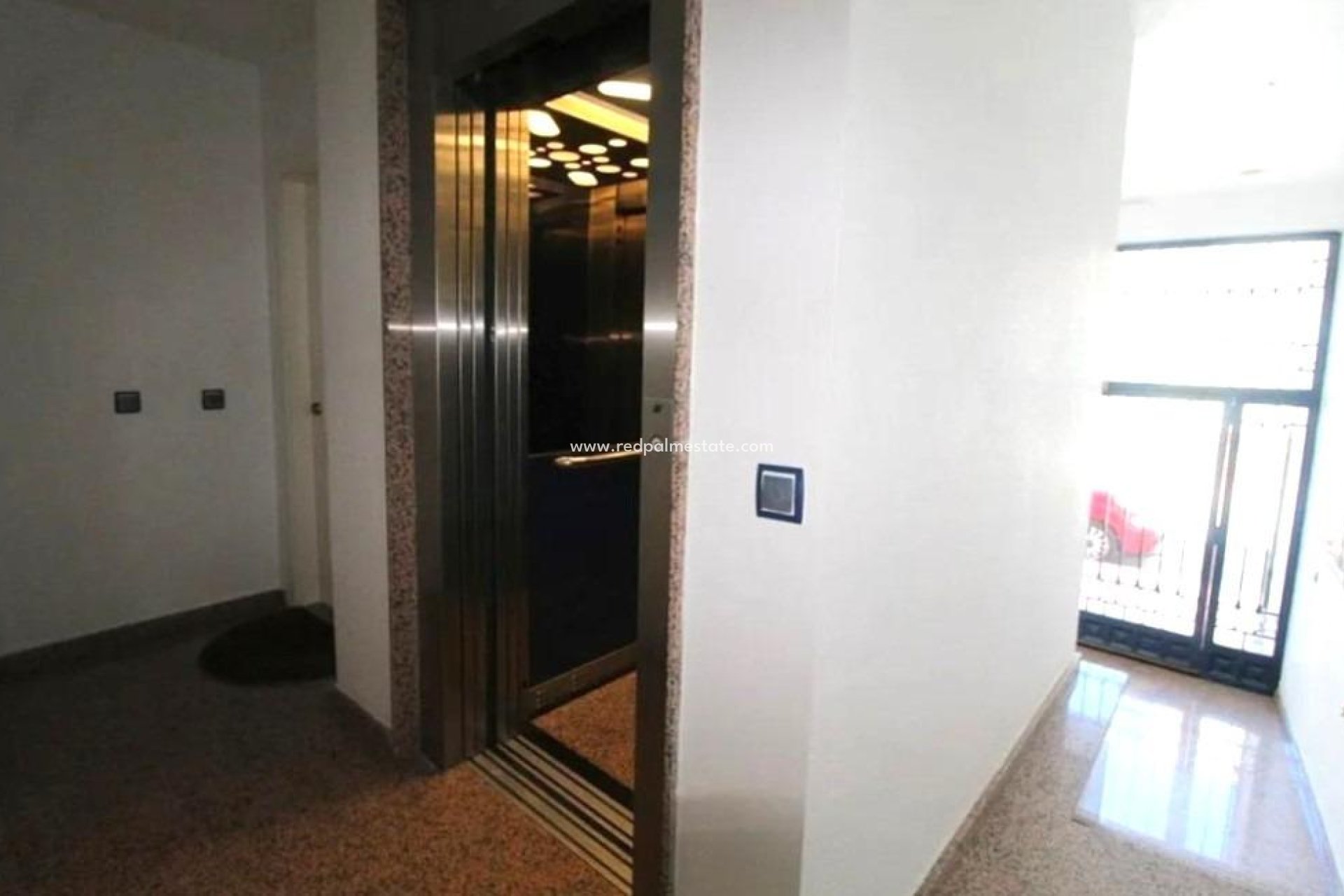 Resale - Villa -
Torrevieja - Playa del Cura