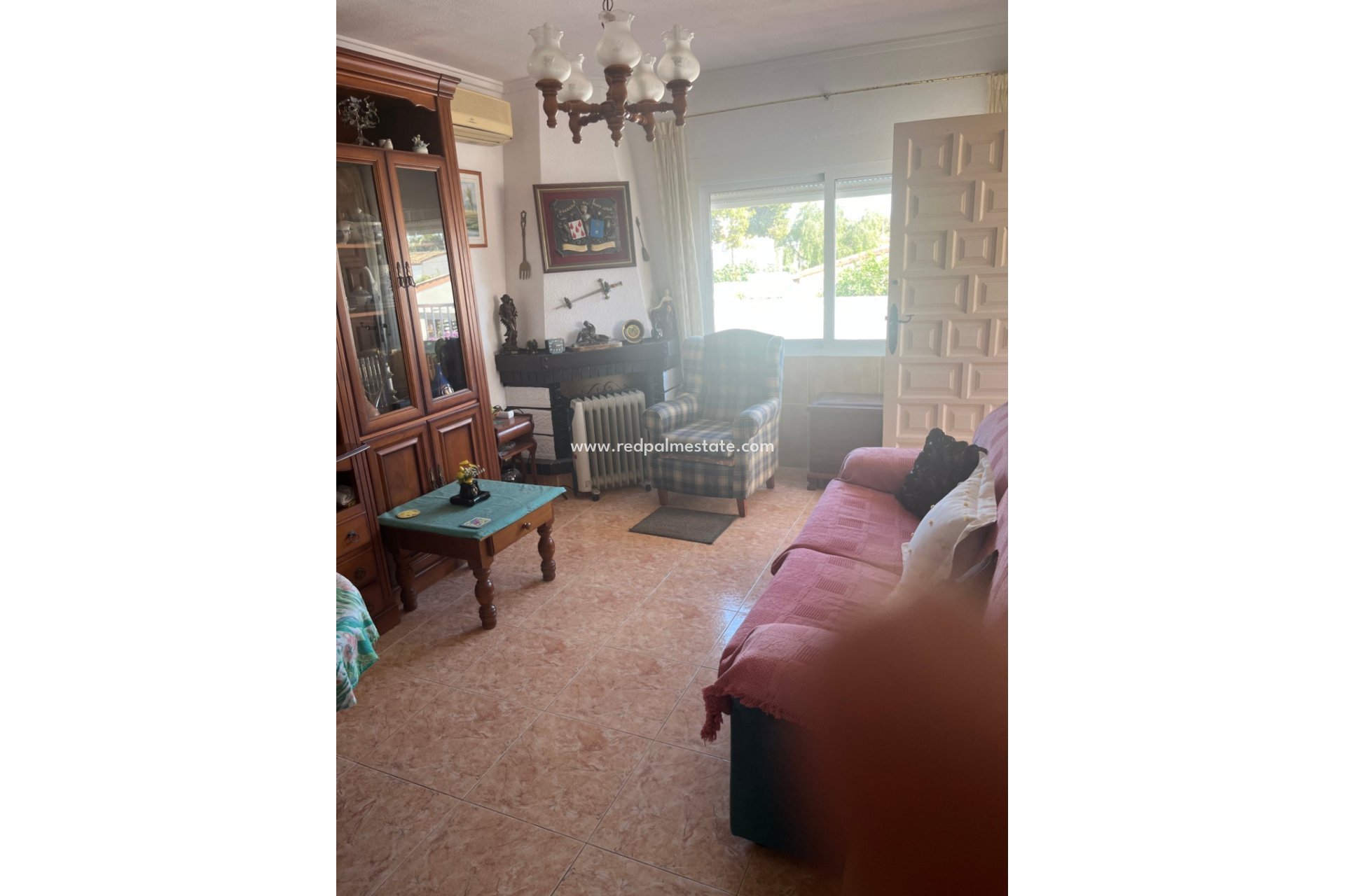 Resale - Villa -
Torrevieja - Punta prima