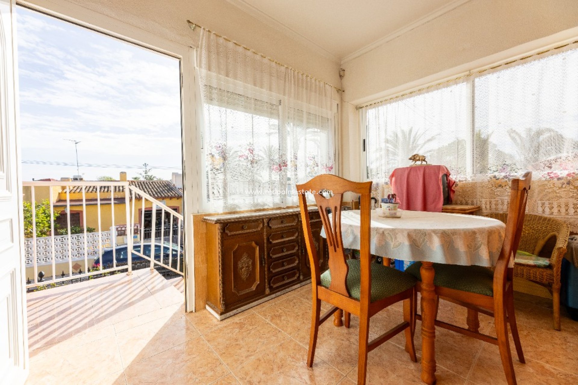 Resale - Villa -
Torrevieja - Punta prima