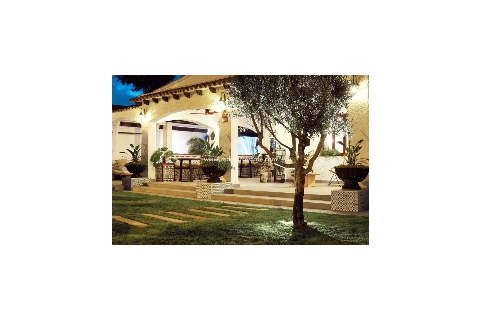 Resale - Villa -
Torrevieja - Punta prima