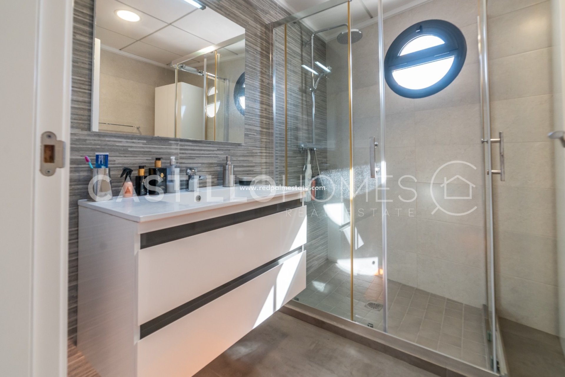 Resale - Villa -
Torrevieja - Rosaleda-los frutales