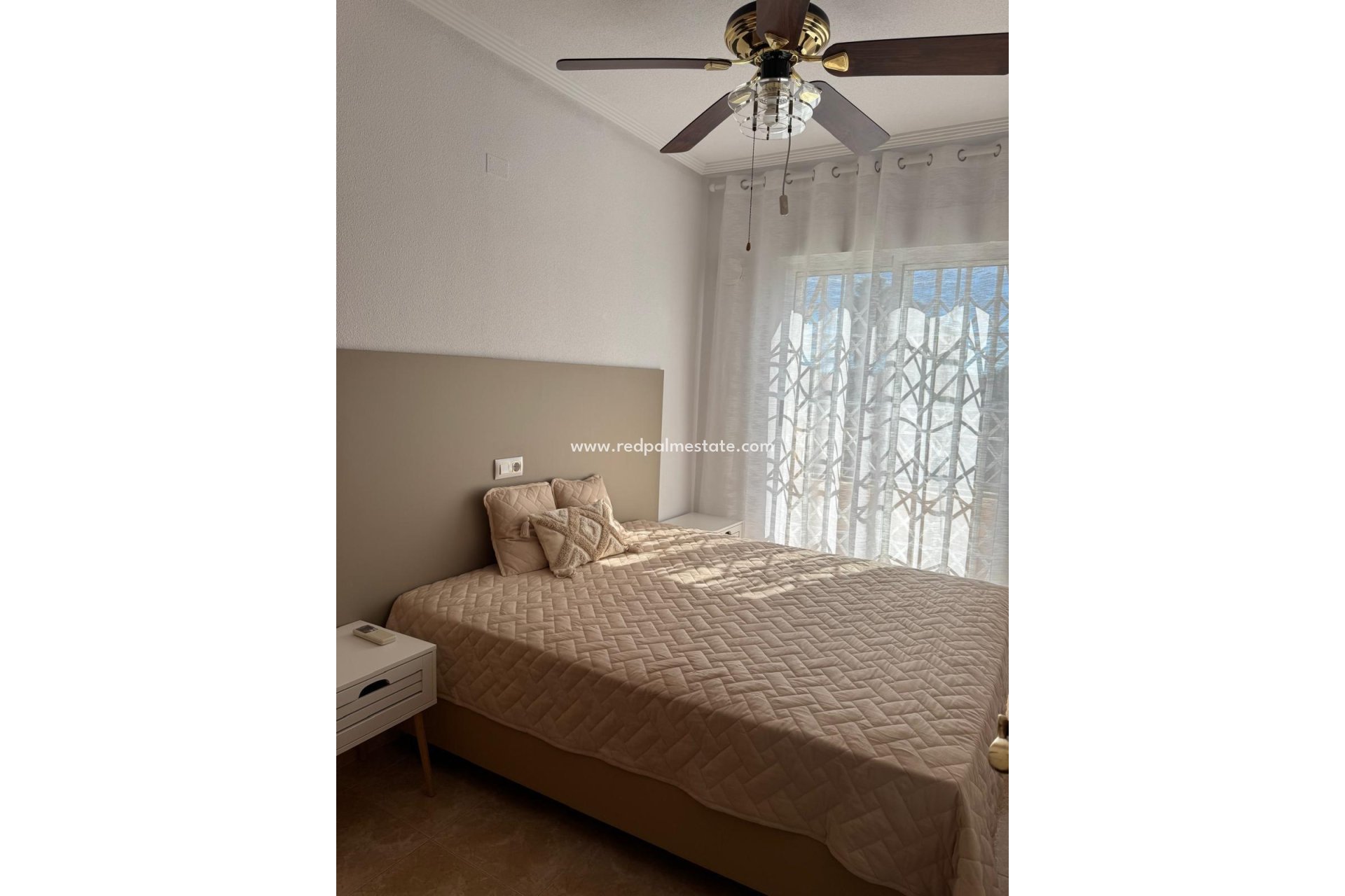 Resale - Villa -
Torrevieja - San luis