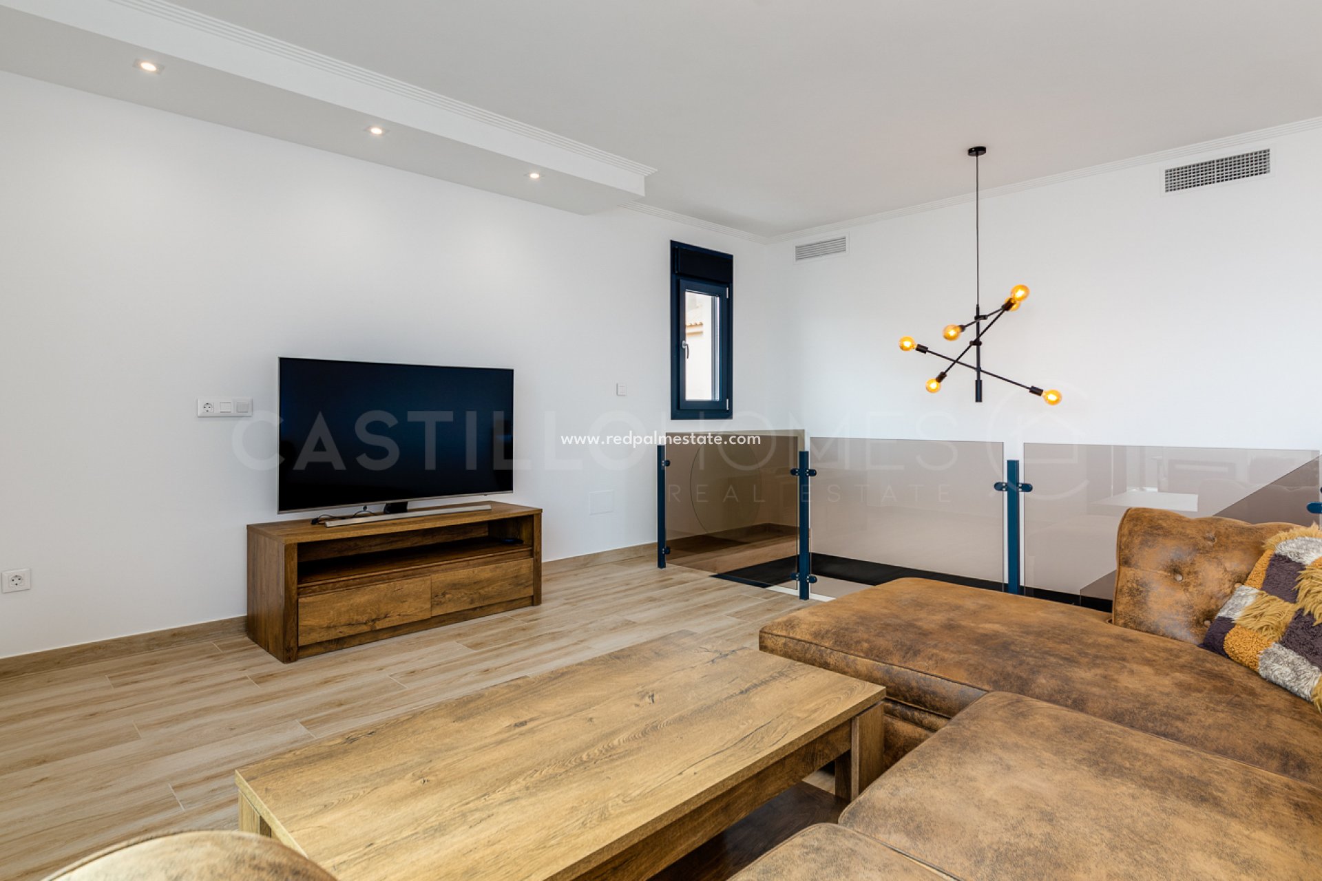 Resale - Villa -
Torrevieja - Torre del moro