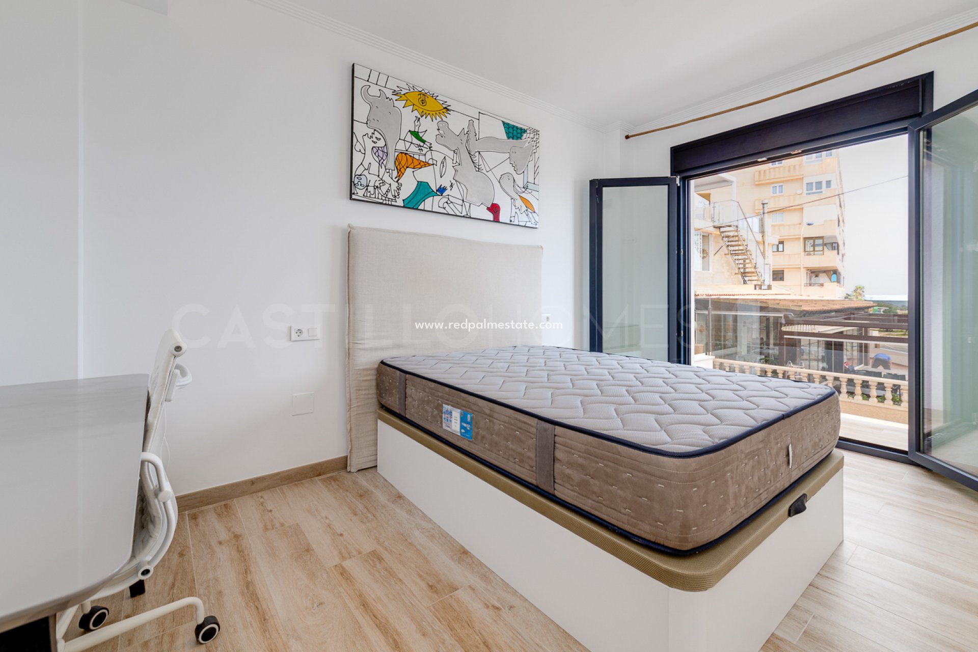 Resale - Villa -
Torrevieja - Torre del moro