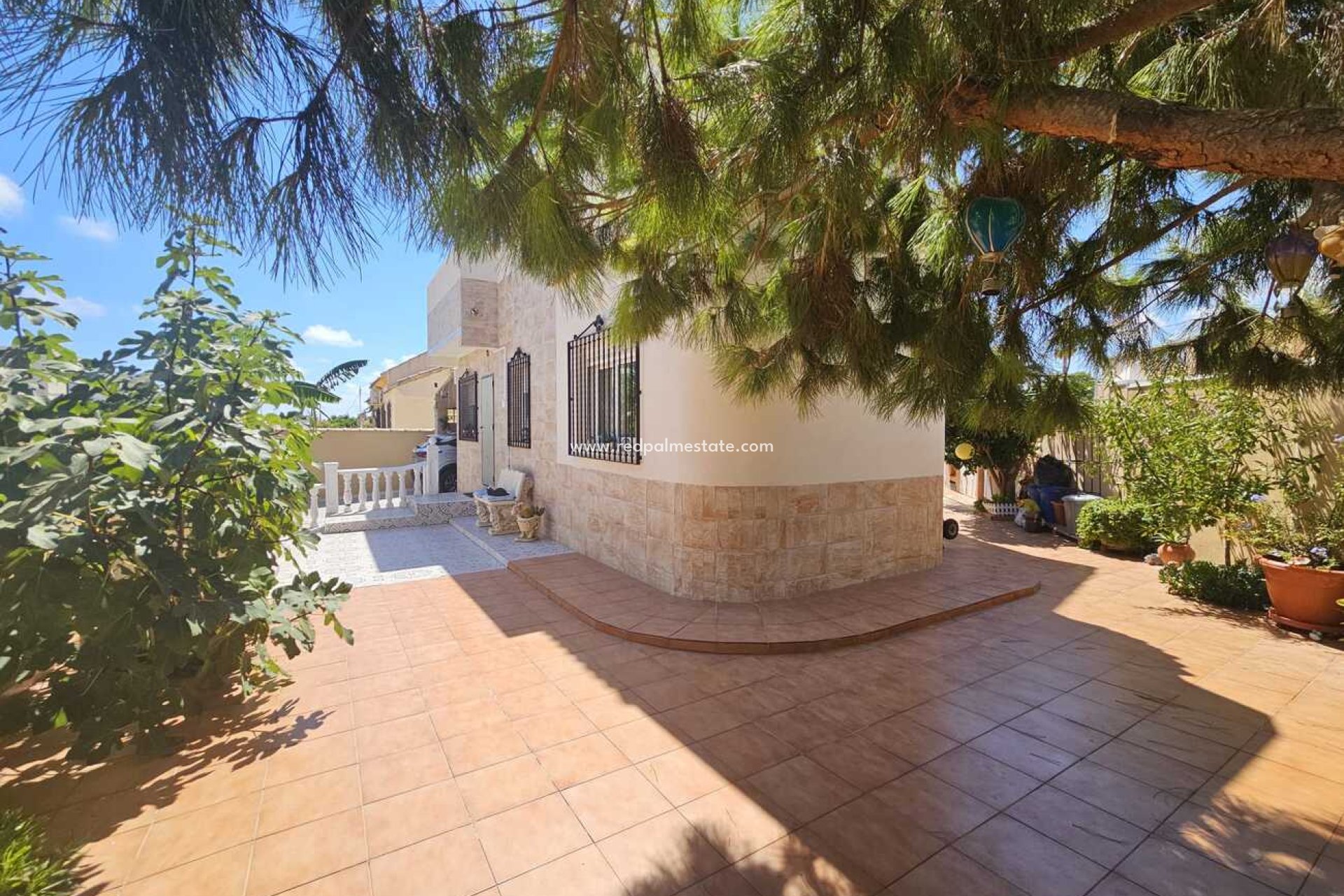Resale - Villa -
Torrevieja - Torre del moro
