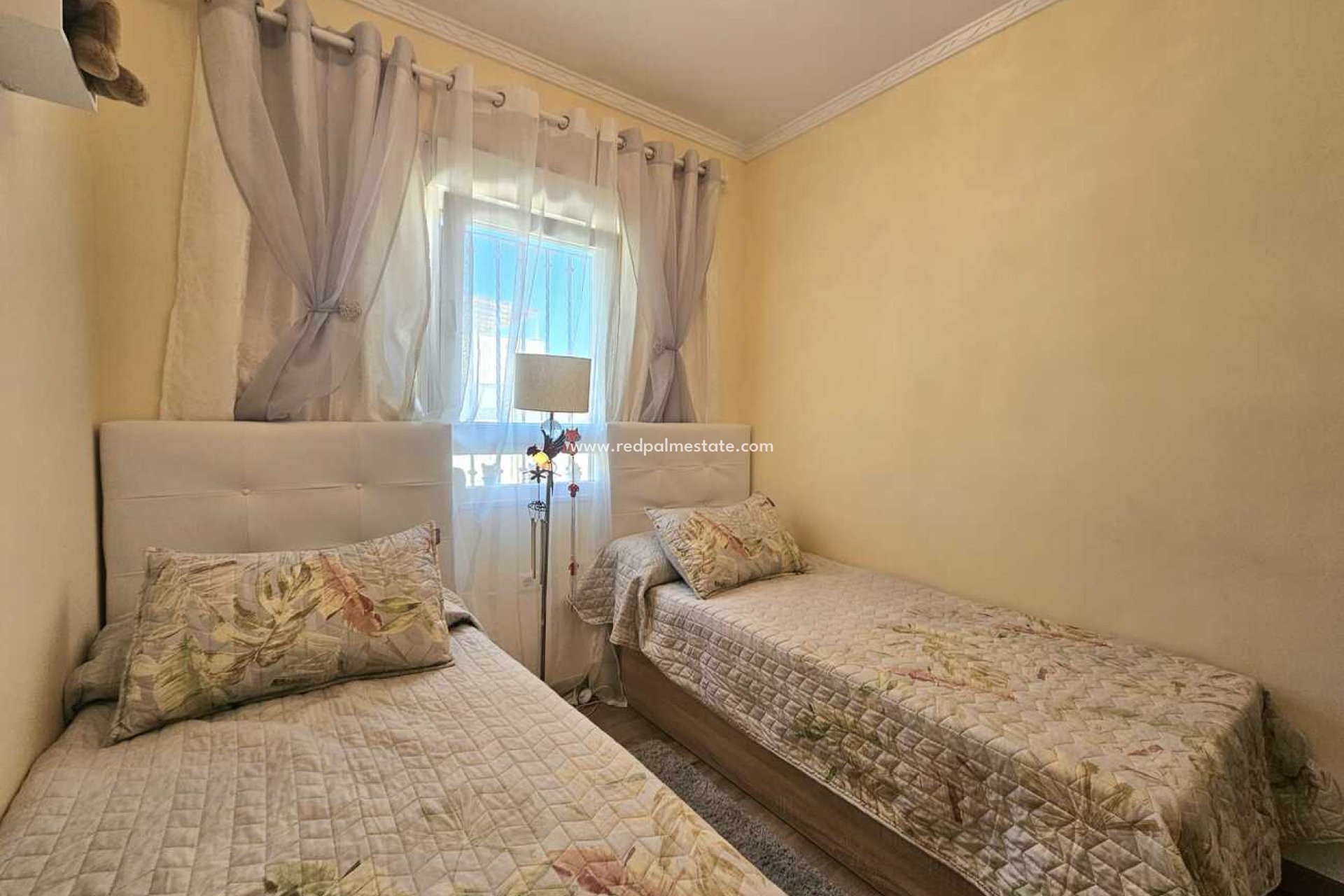 Resale - Villa -
Torrevieja - Torre del moro