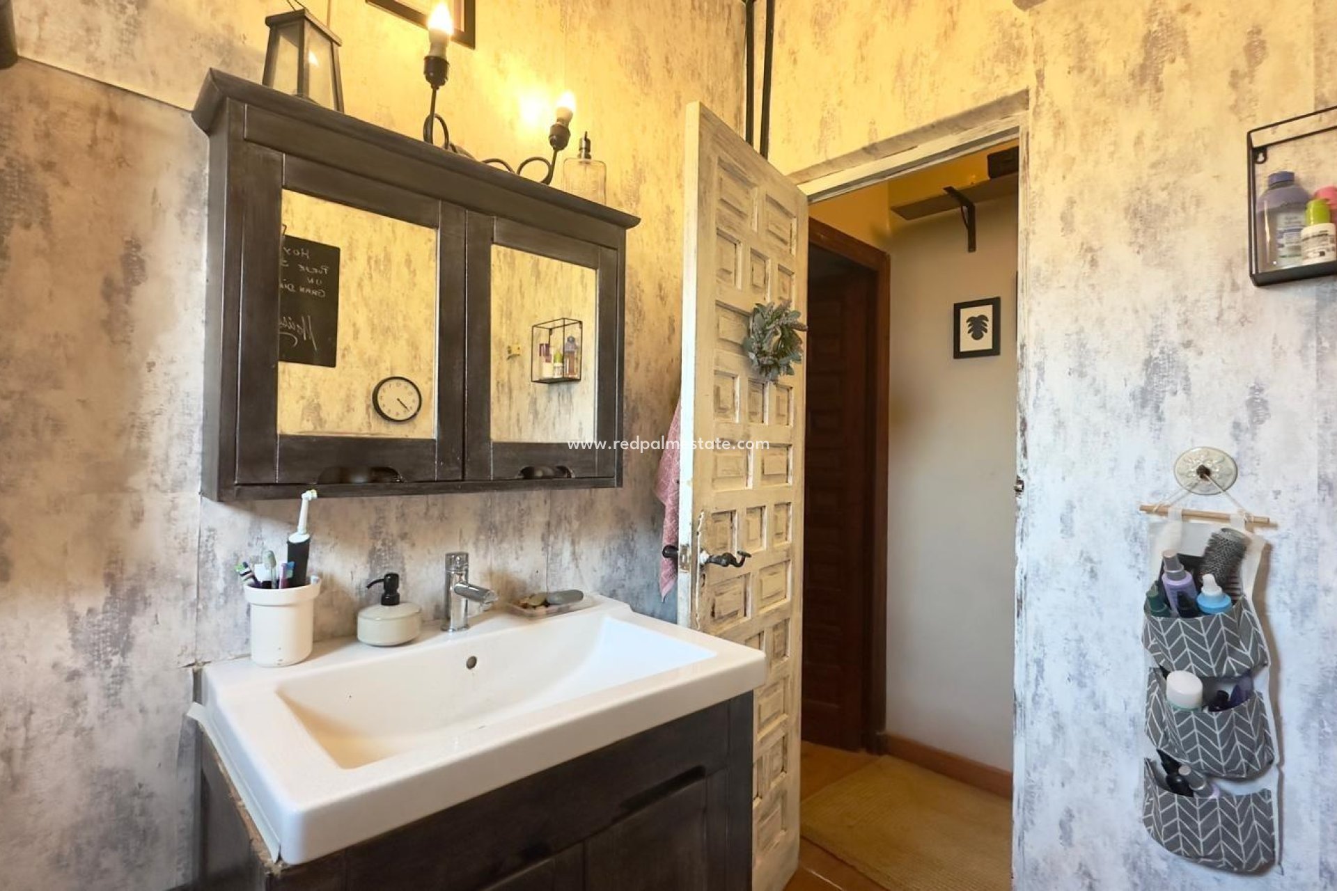 Resale - Villa -
Torrevieja - Torreblanca