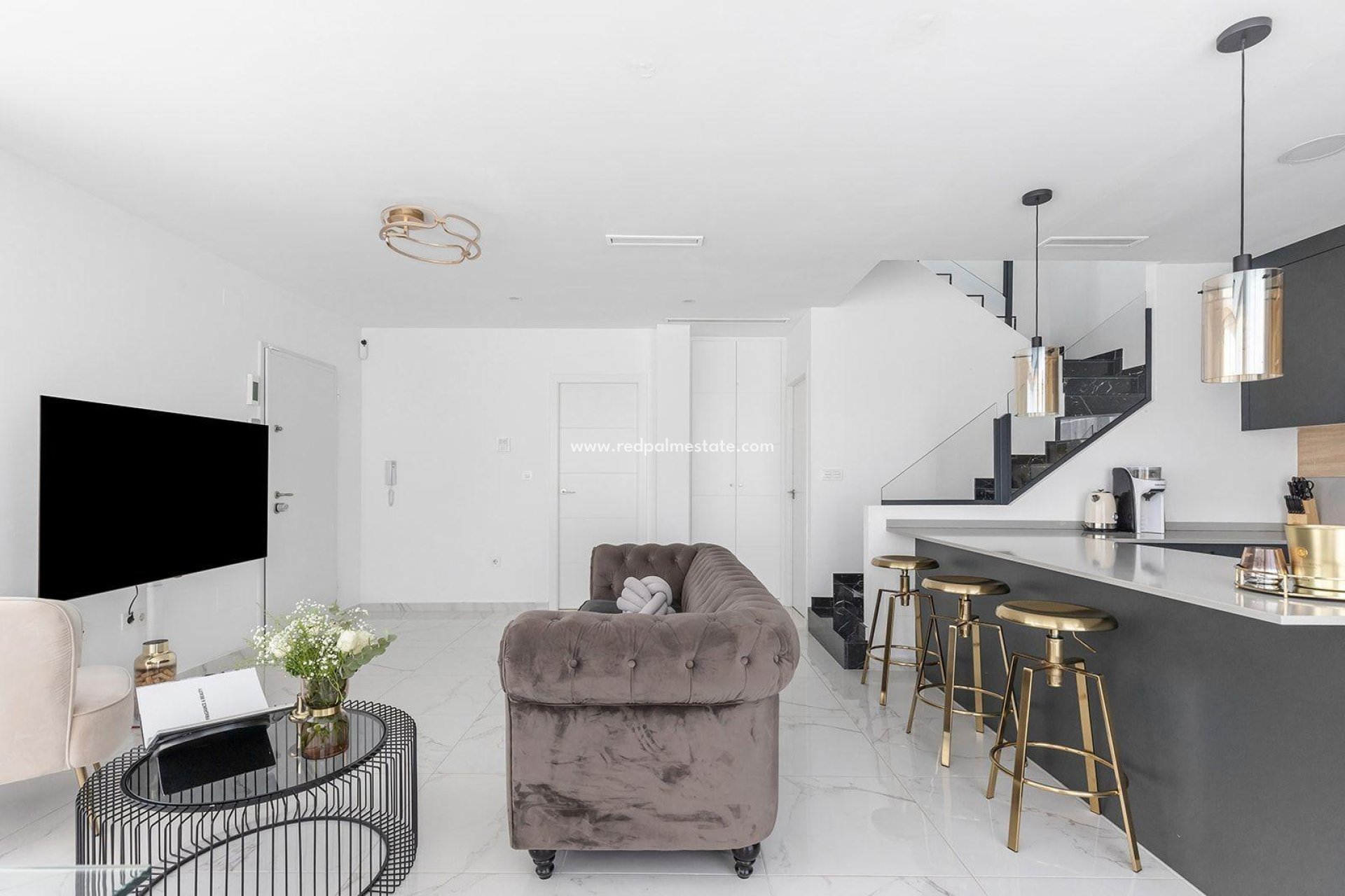 Resale - Villa -
Torrevieja - Torretas