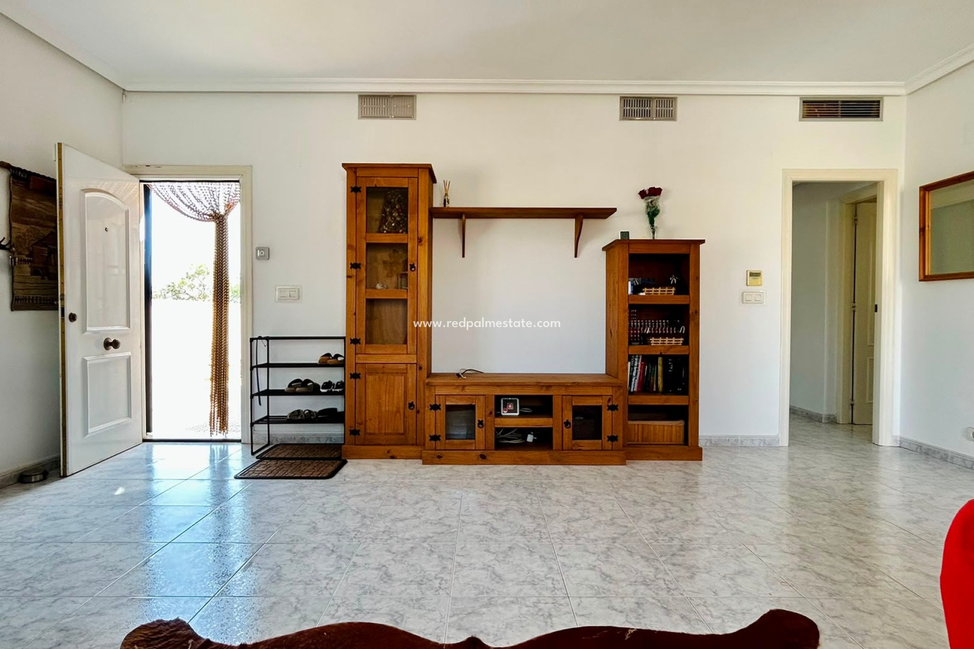 Resale - Villa -
Torrevieja - Urbanización San Luis