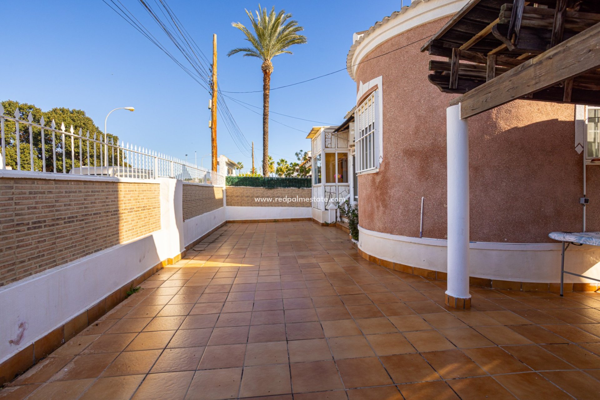 Resale - Villa -
Torrevieja - Urbanización San Luis