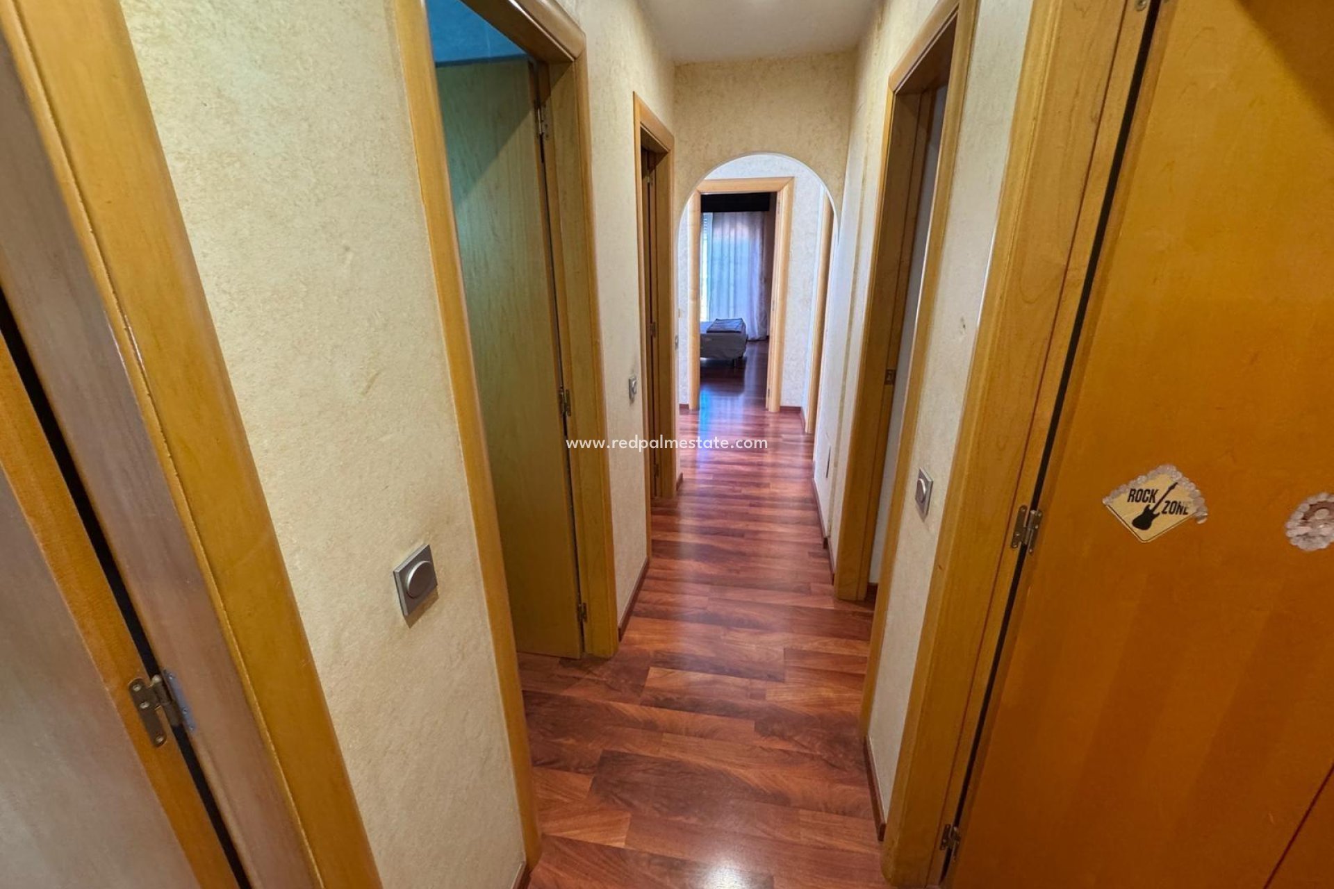 Resale - Villa -
Torrevieja - Zona Los Frutales