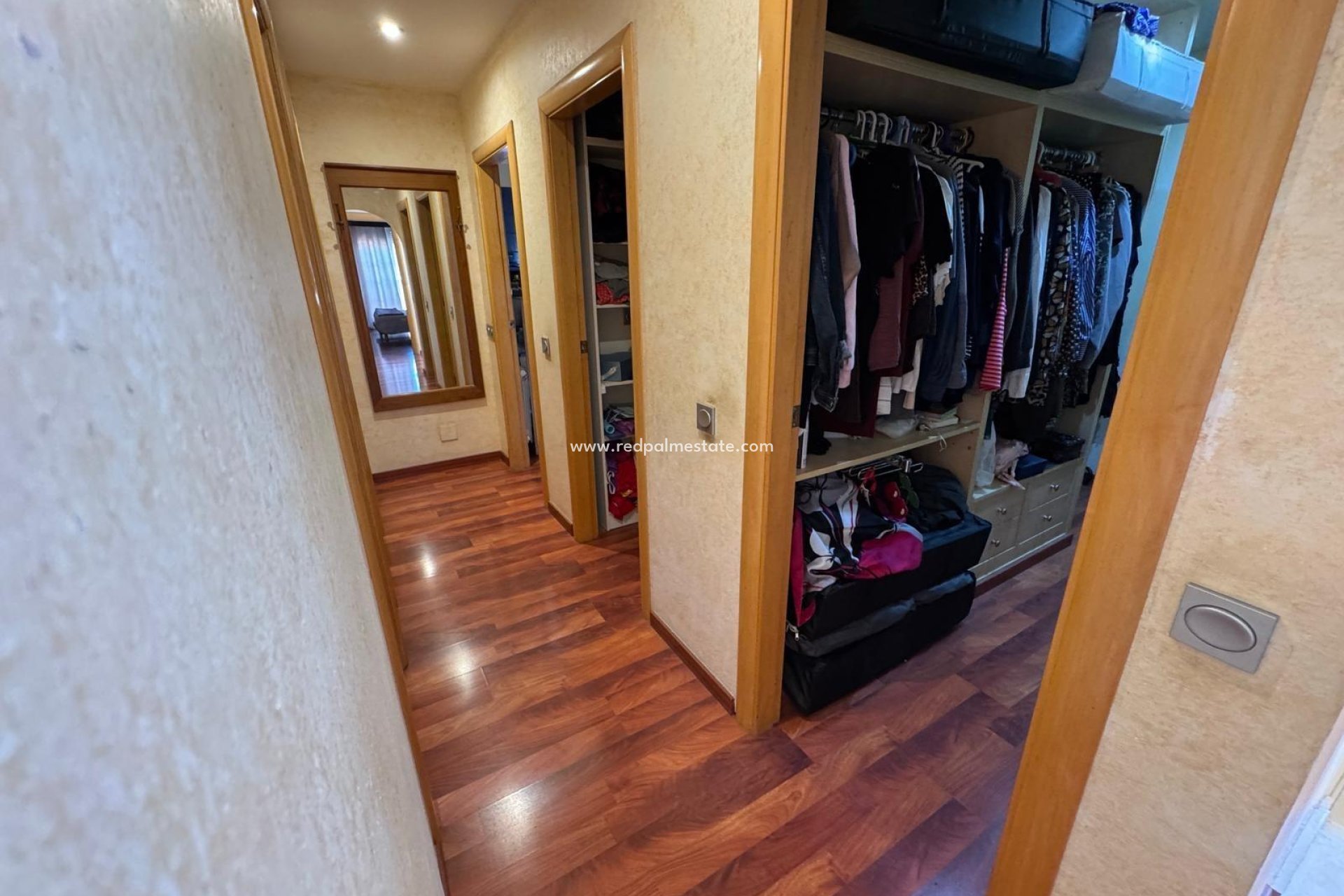 Resale - Villa -
Torrevieja - Zona Los Frutales