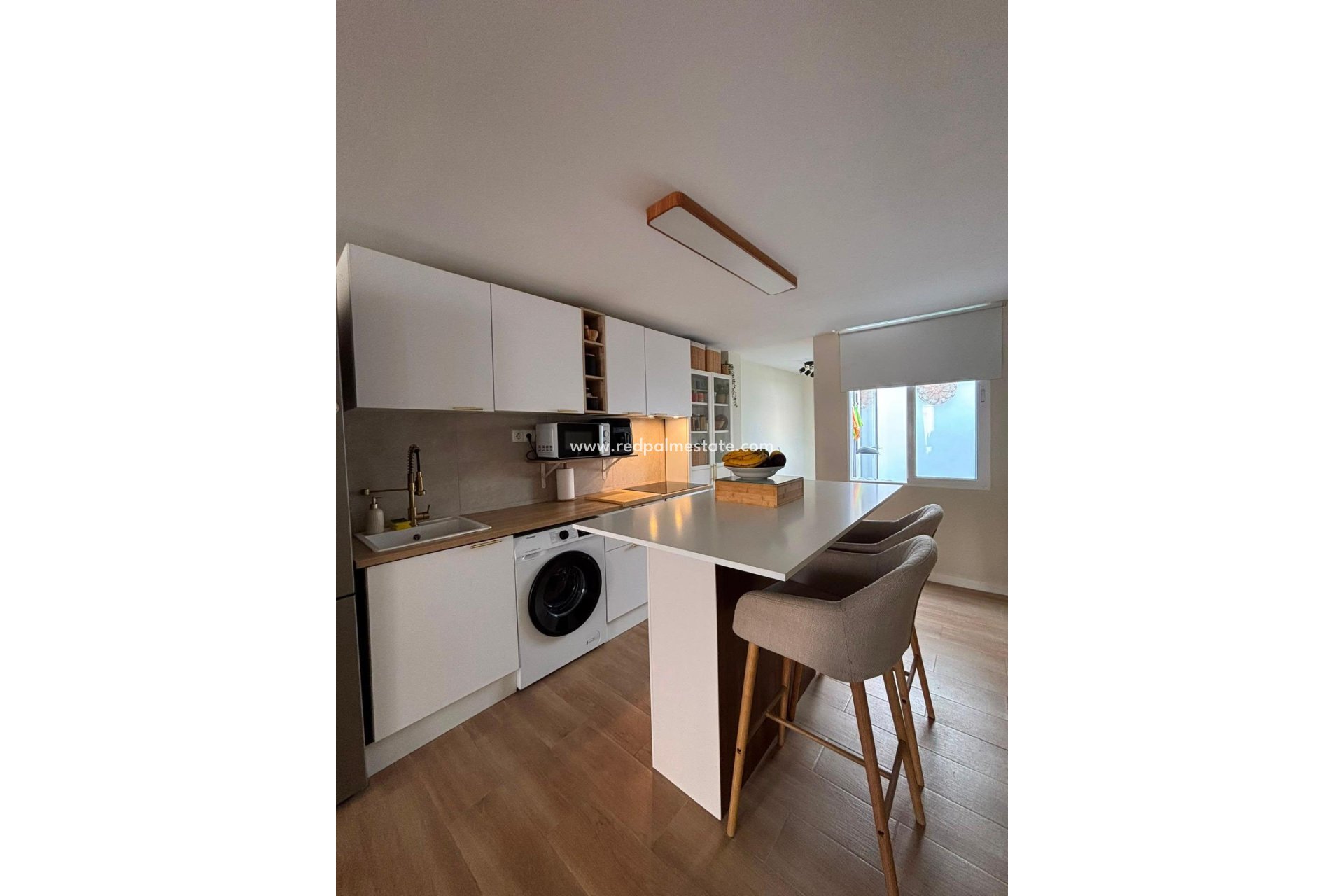 Resale - Villa -
Torrevieja