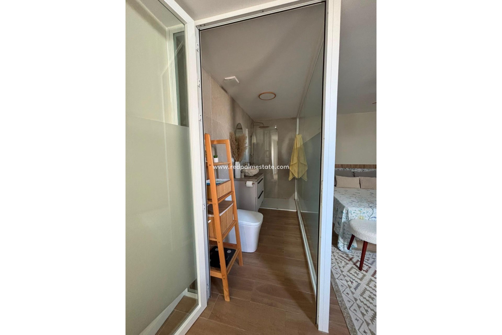 Resale - Villa -
Torrevieja