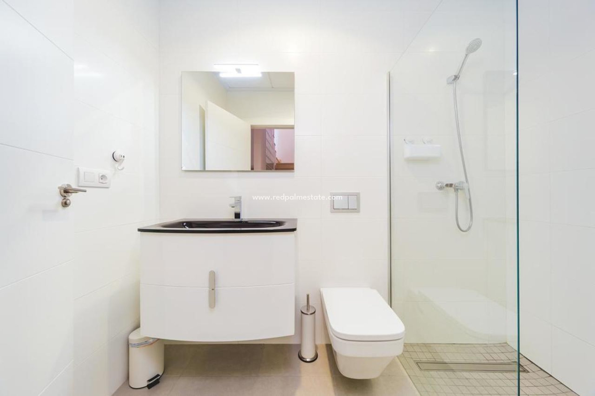 Resale - Villa -
Torrevieja