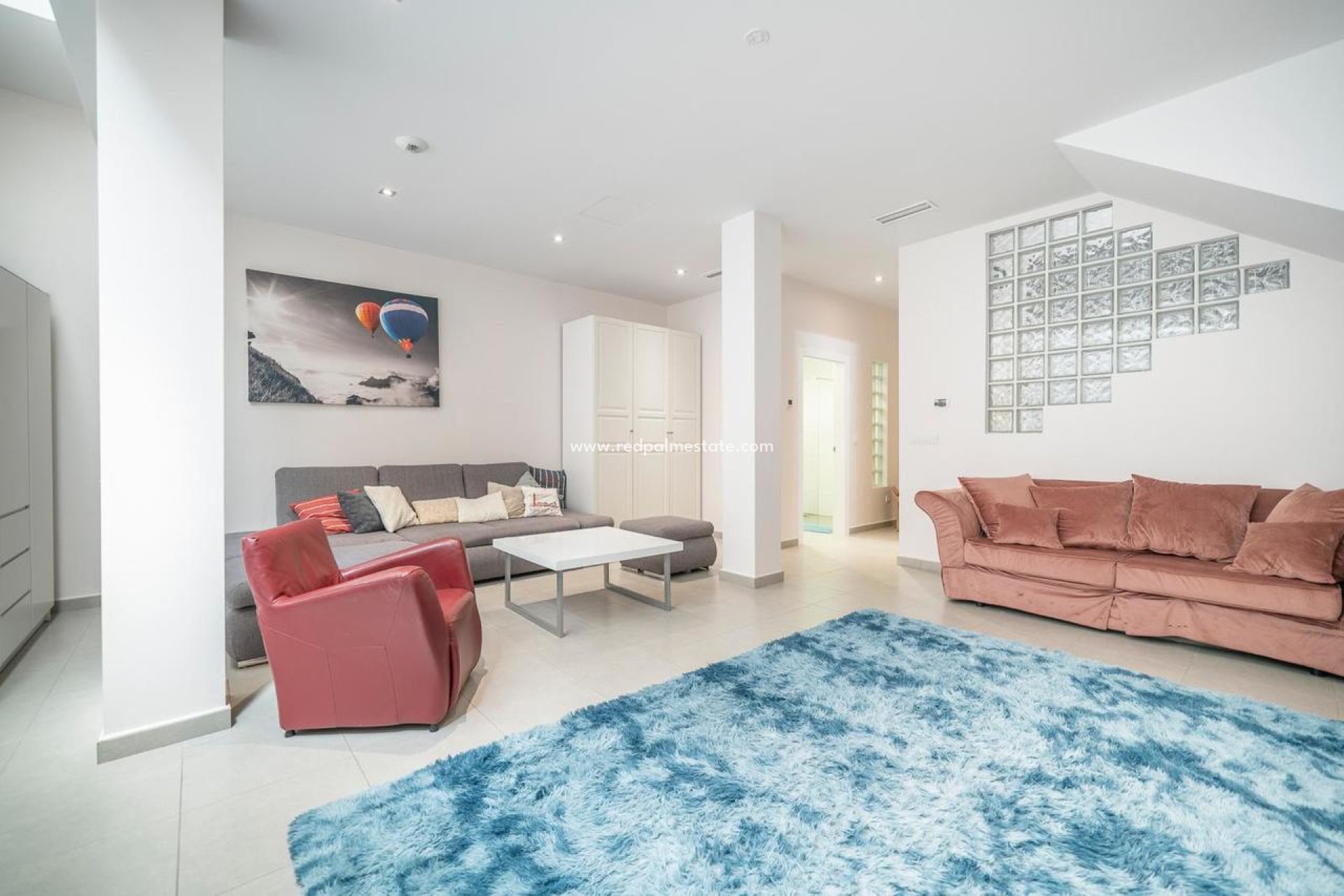 Resale - Villa -
Torrevieja