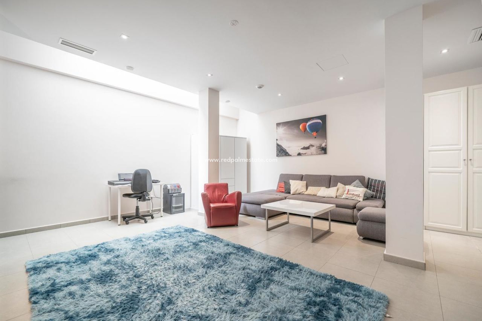 Resale - Villa -
Torrevieja