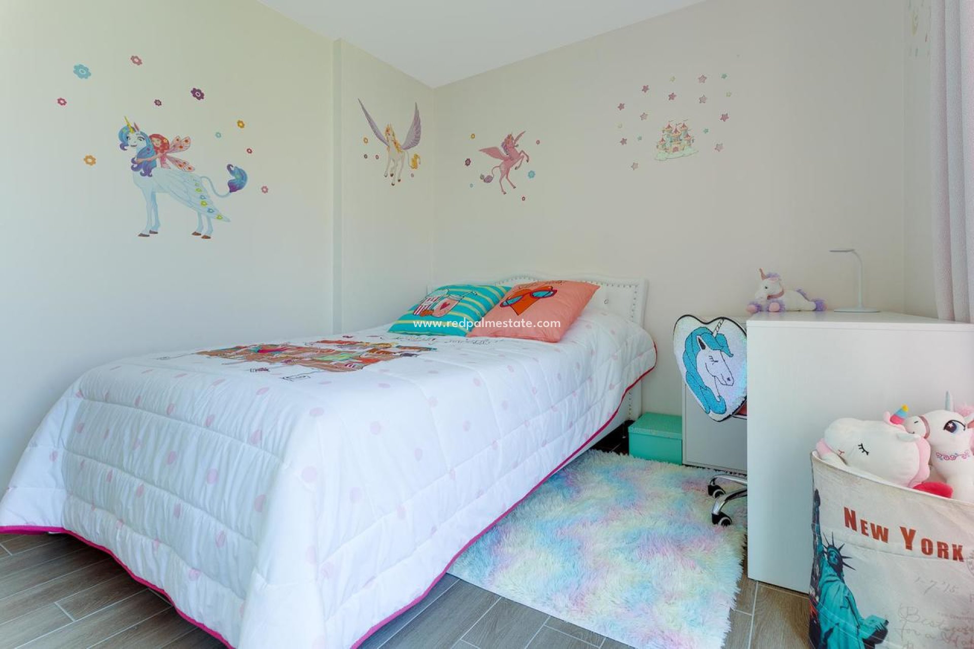 Resale - Villa -
Torrevieja