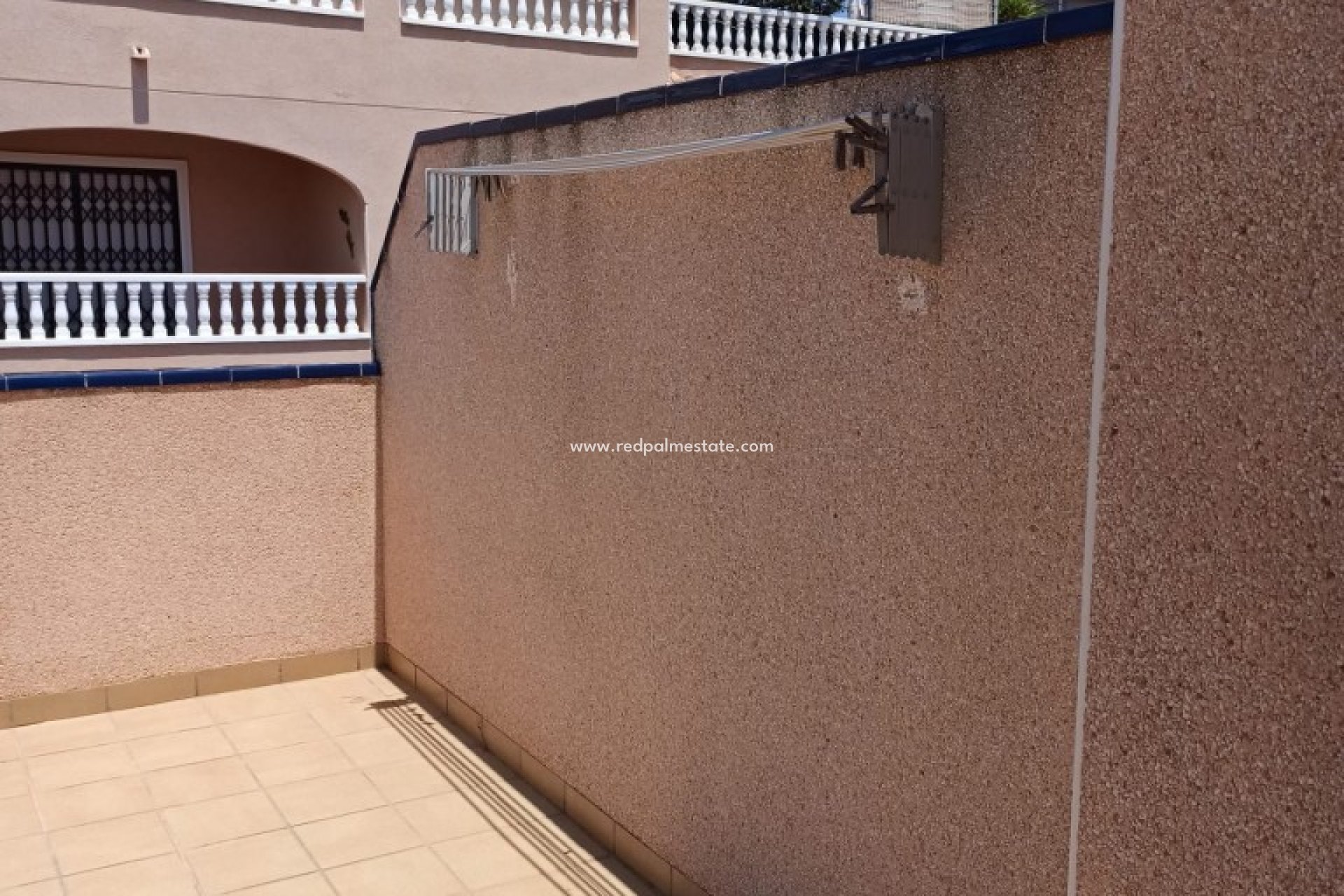 Resale - Villa -
Torrevieja