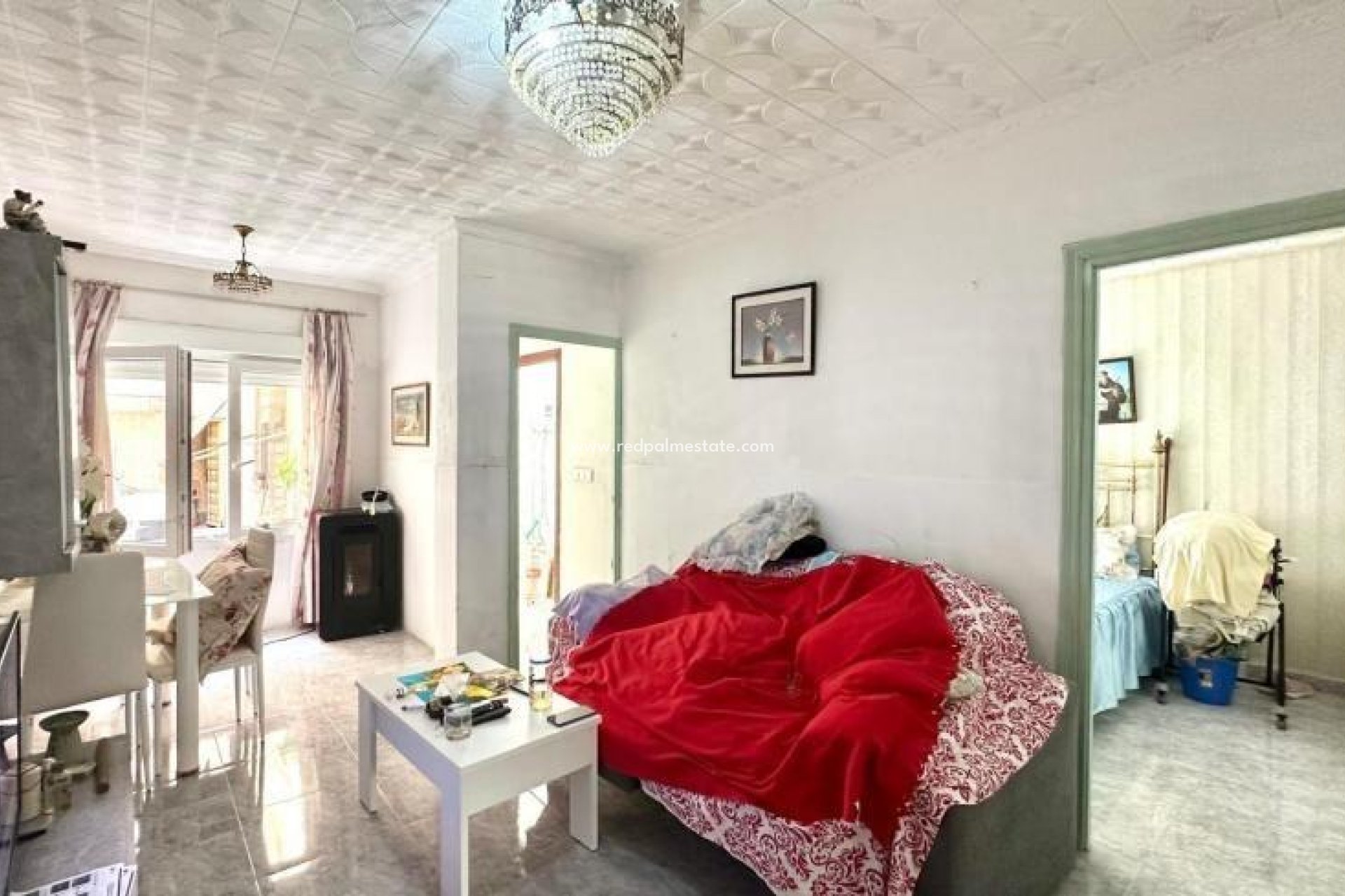 Resale - Villa -
Torrevieja