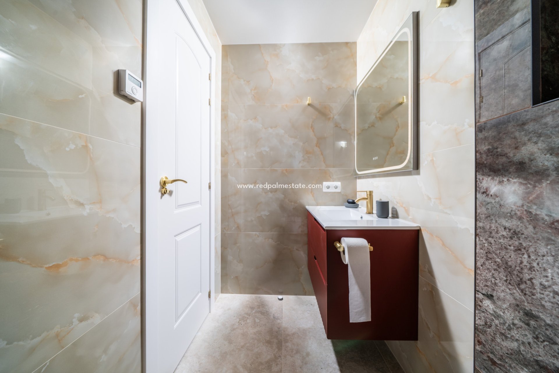 Resale - Villa -
Torrevieja