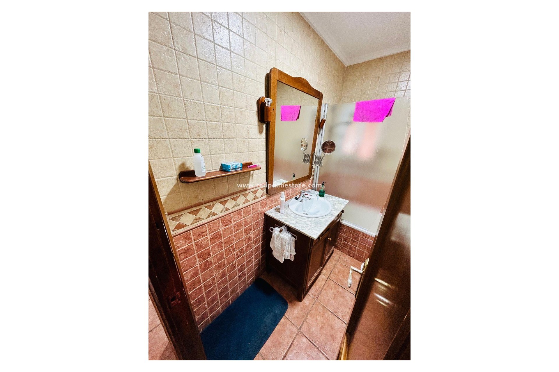 Resale - Villa -
Torrevieja