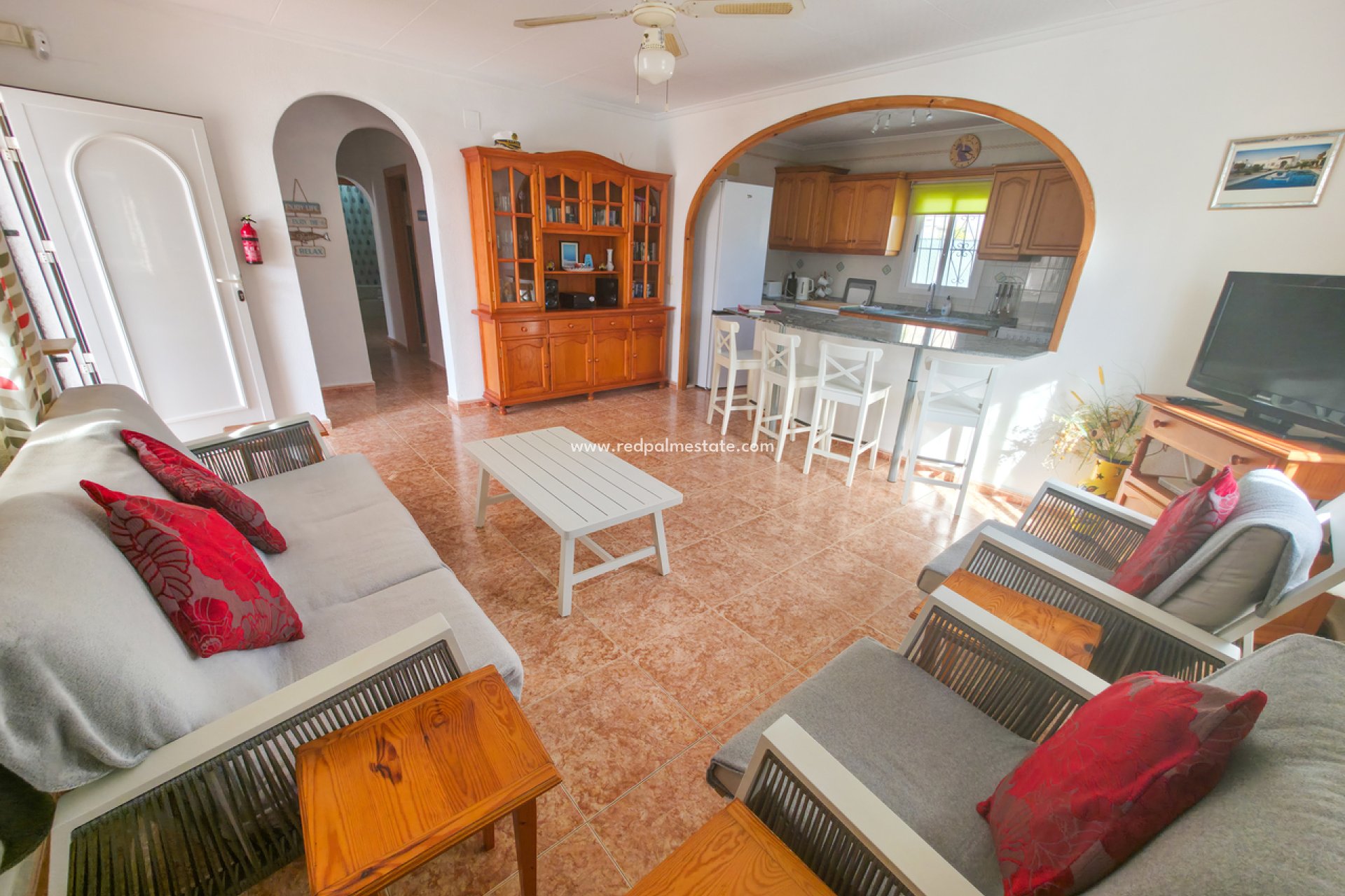 Resale - Villa -
Torrevieja