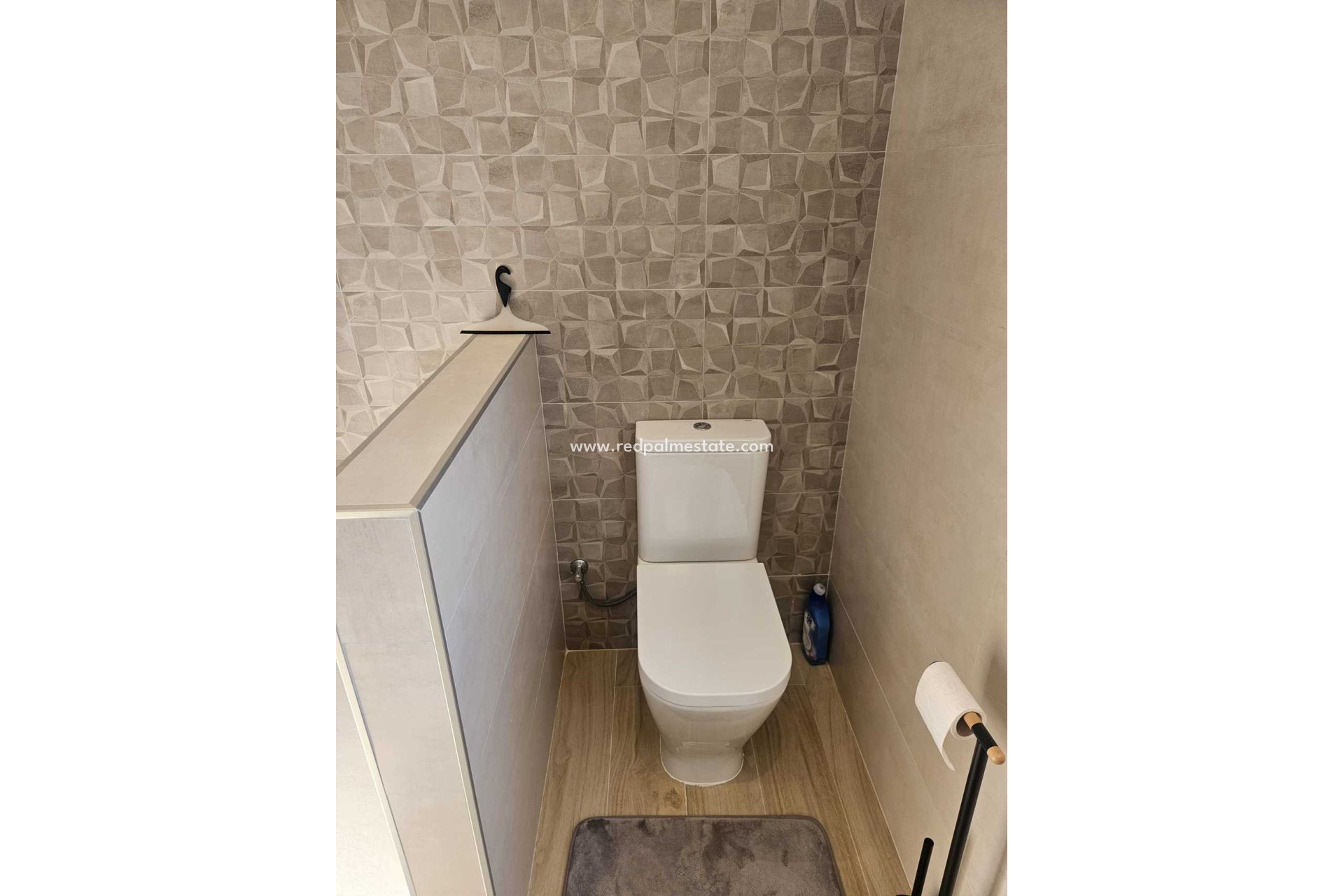 Resale - Villa -
Torrevieja