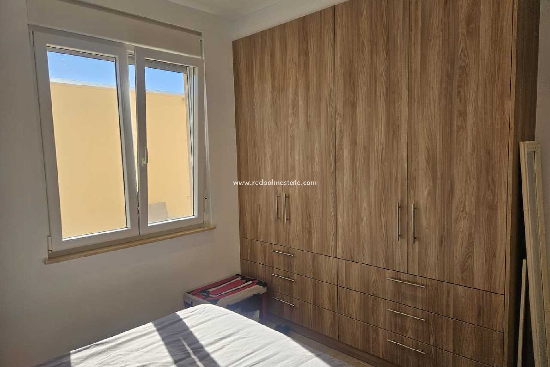 Resale - Villa -
Torrevieja