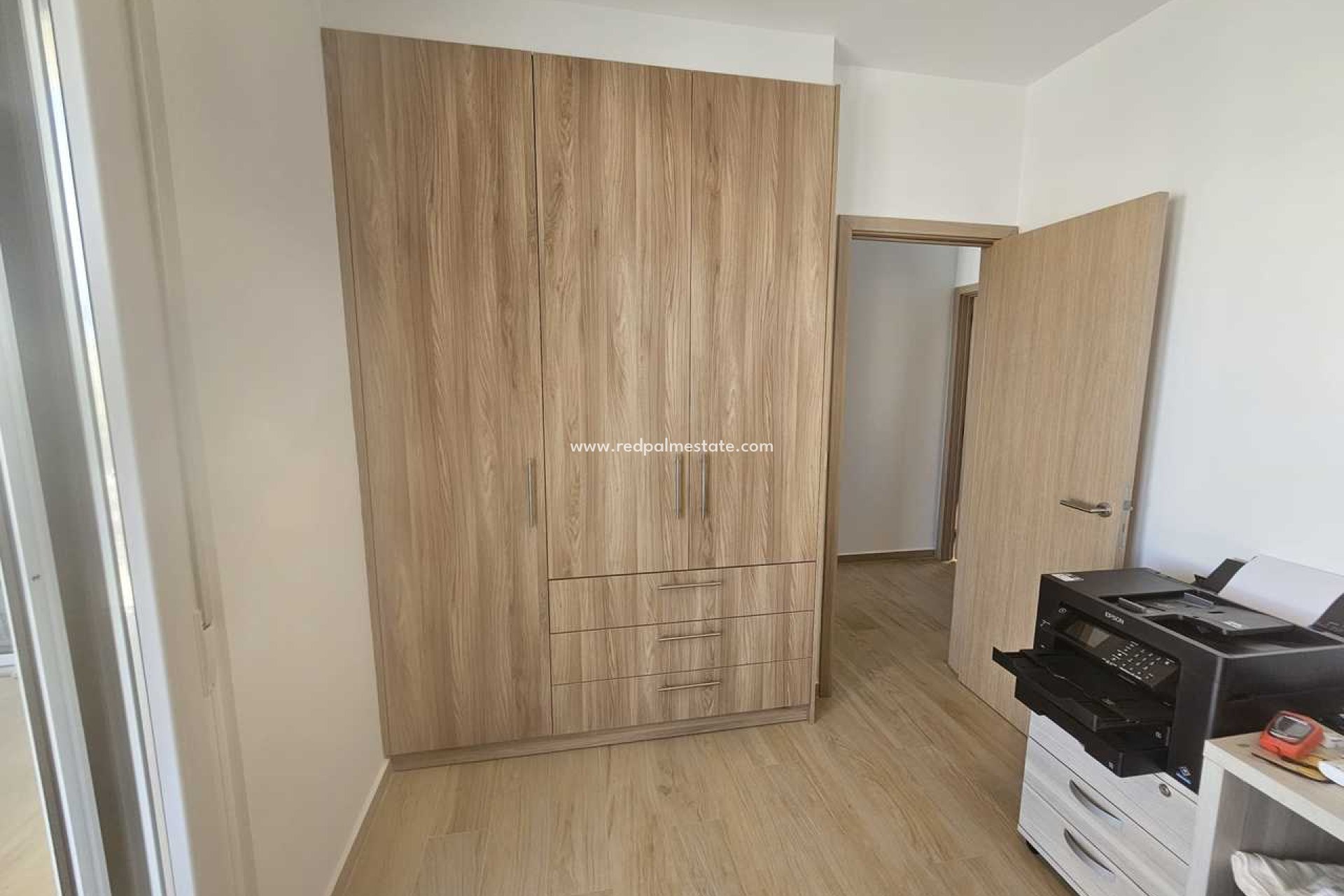 Resale - Villa -
Torrevieja