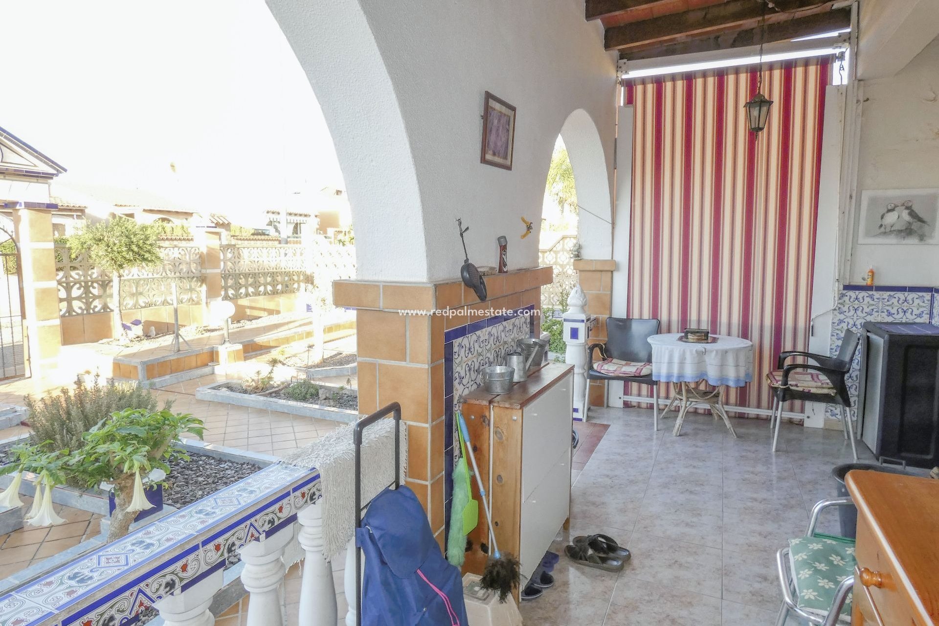 Resale - Villa -
Torrevieja