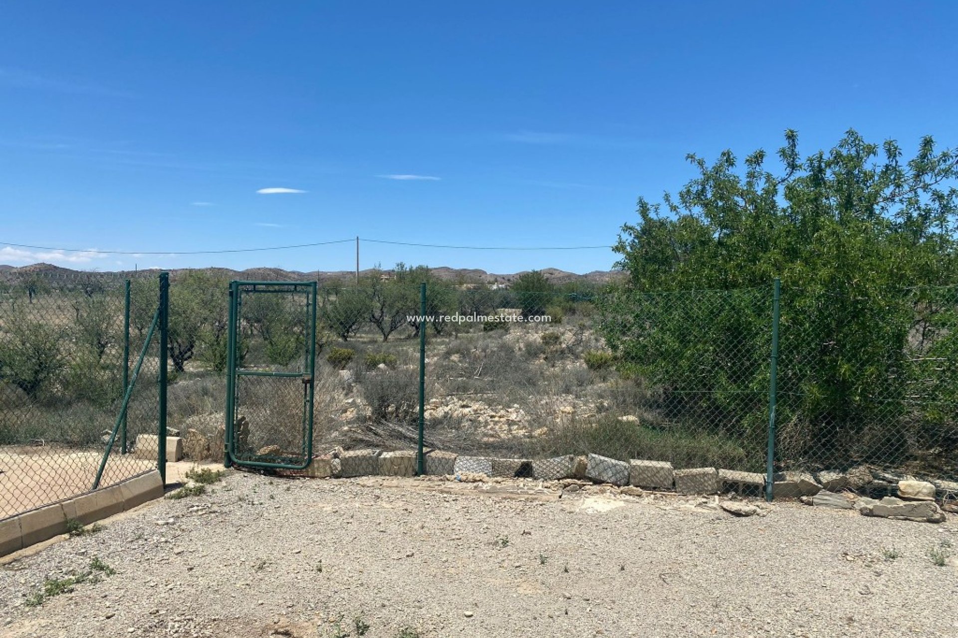 Resale - Villa -
Urcal