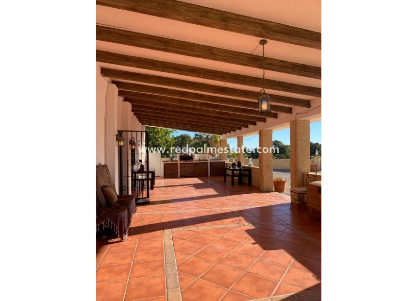 Resale - Villa -
Villajoyosa - Costa Blanca