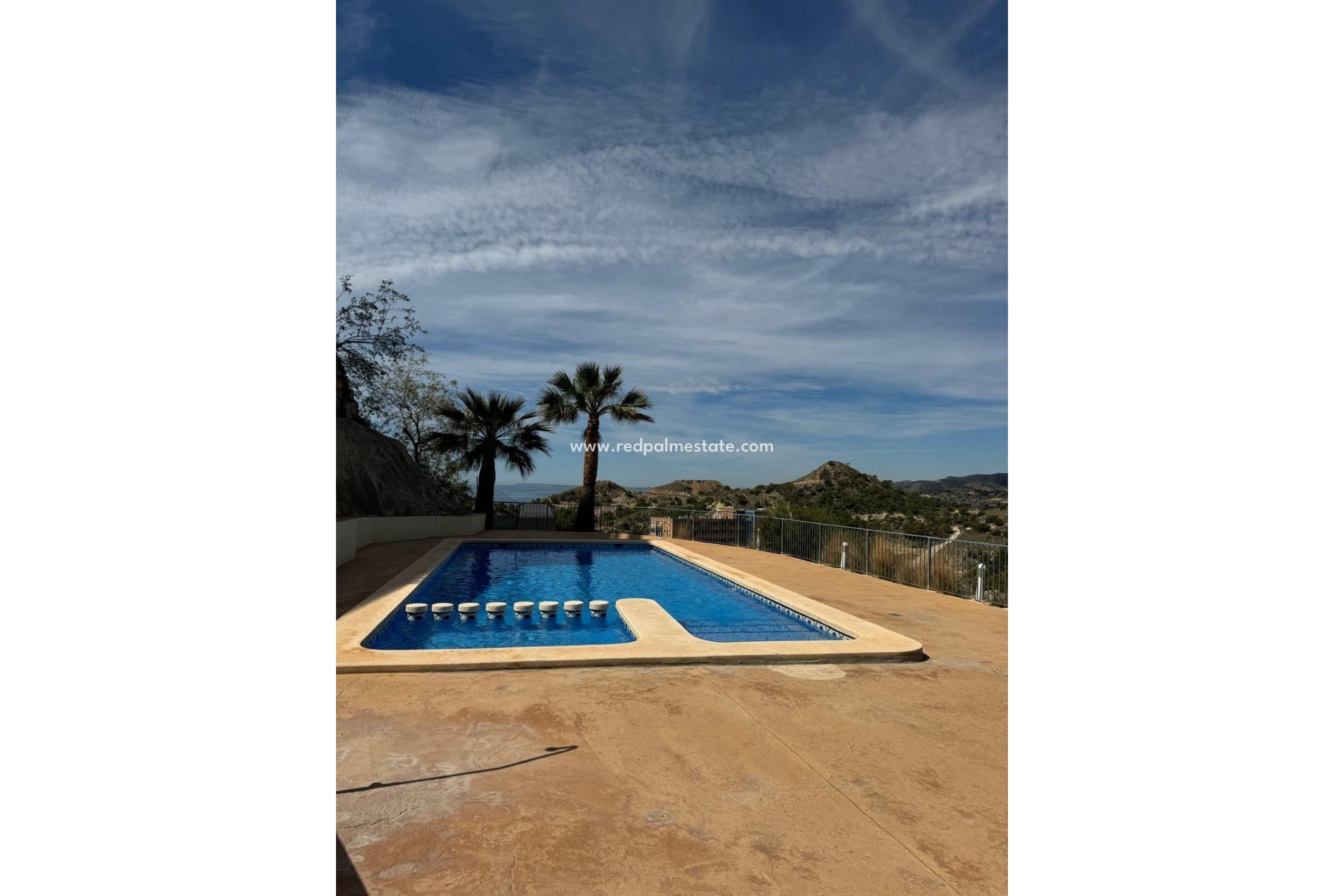 Resale - Villa -
Villajoyosa - Paraiso