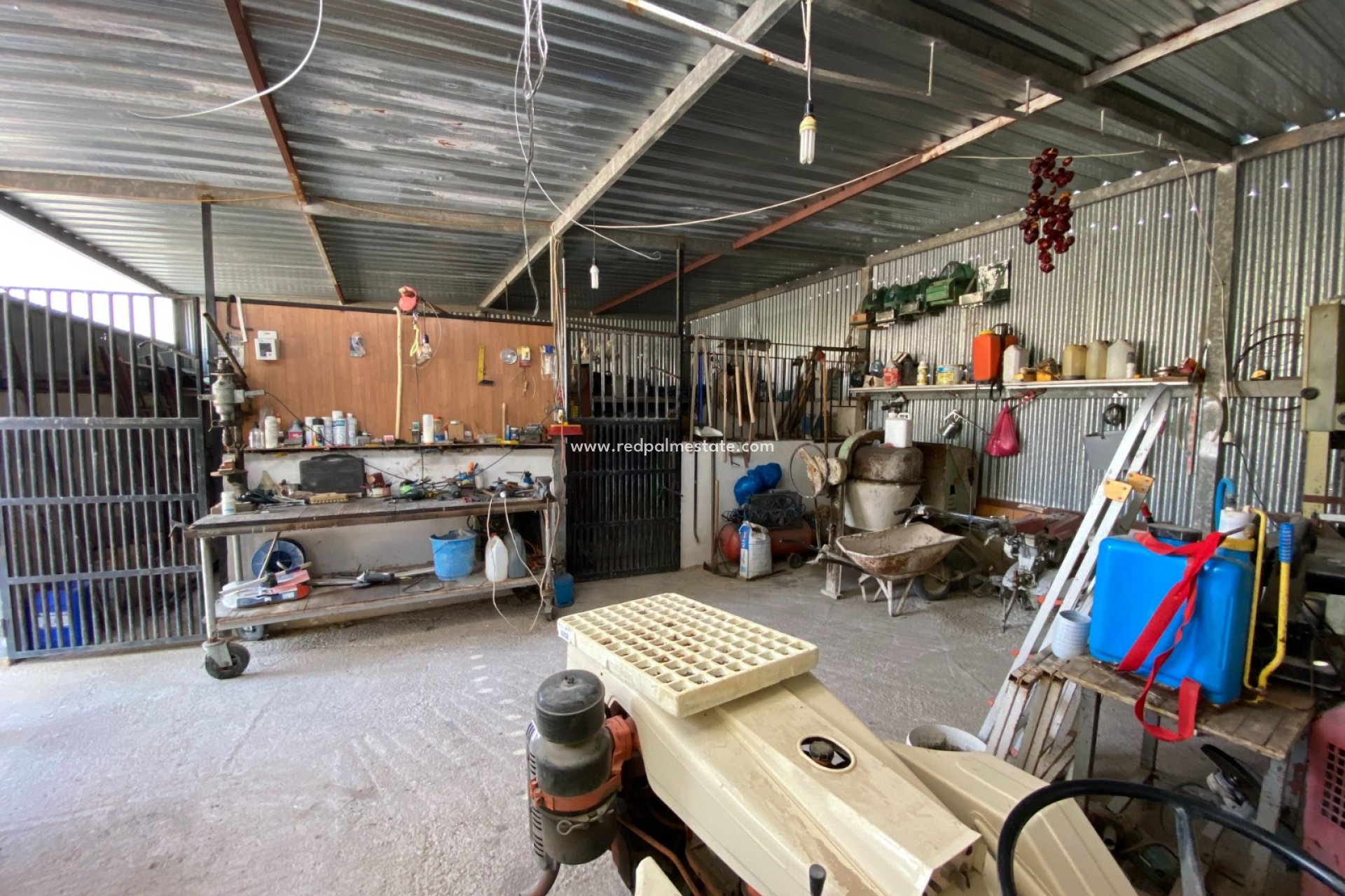 Resale - Villa -
Villena