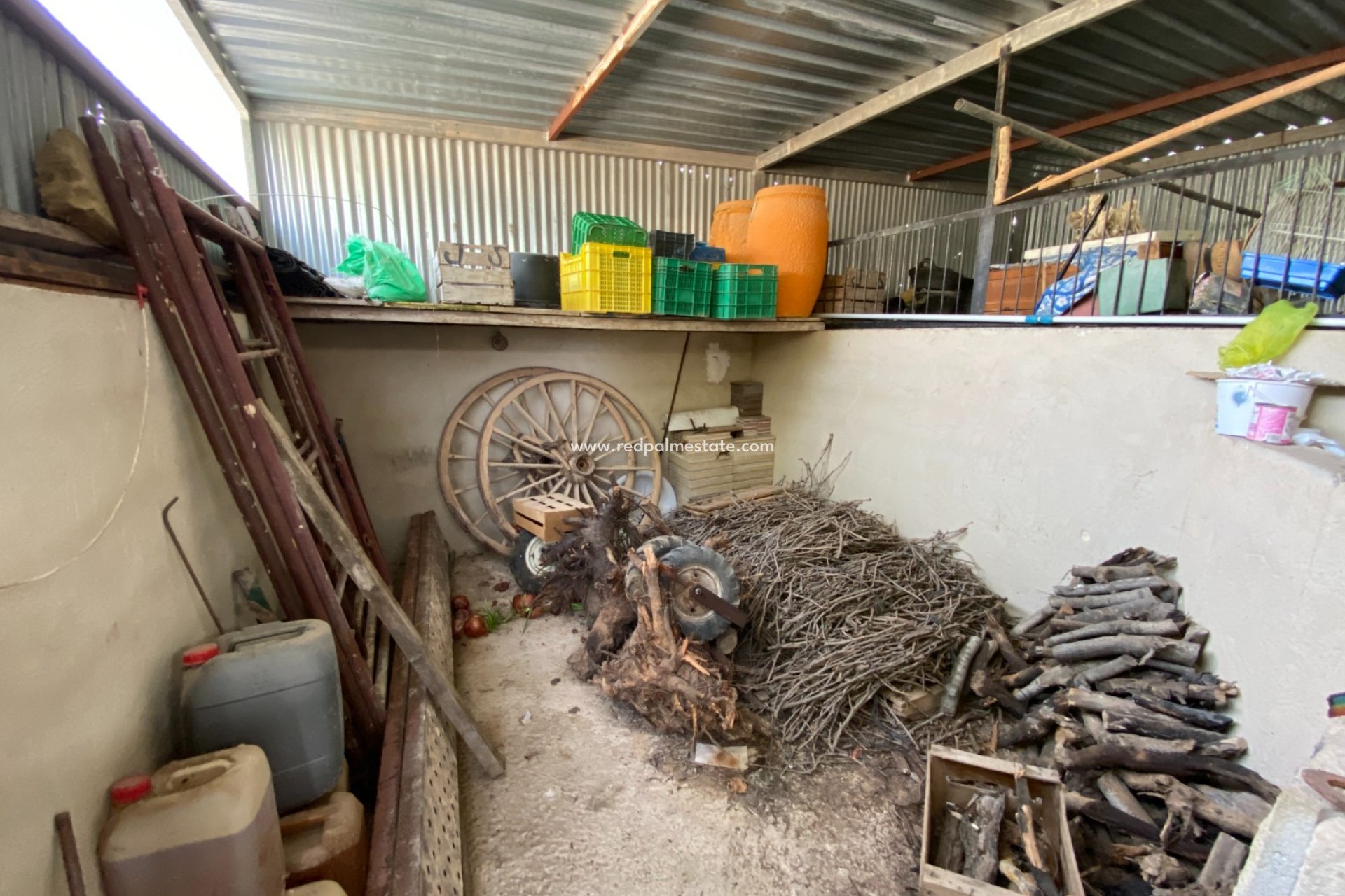 Resale - Villa -
Villena