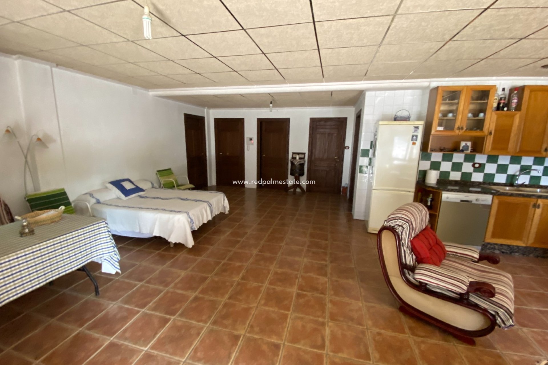Resale - Villa -
Villena