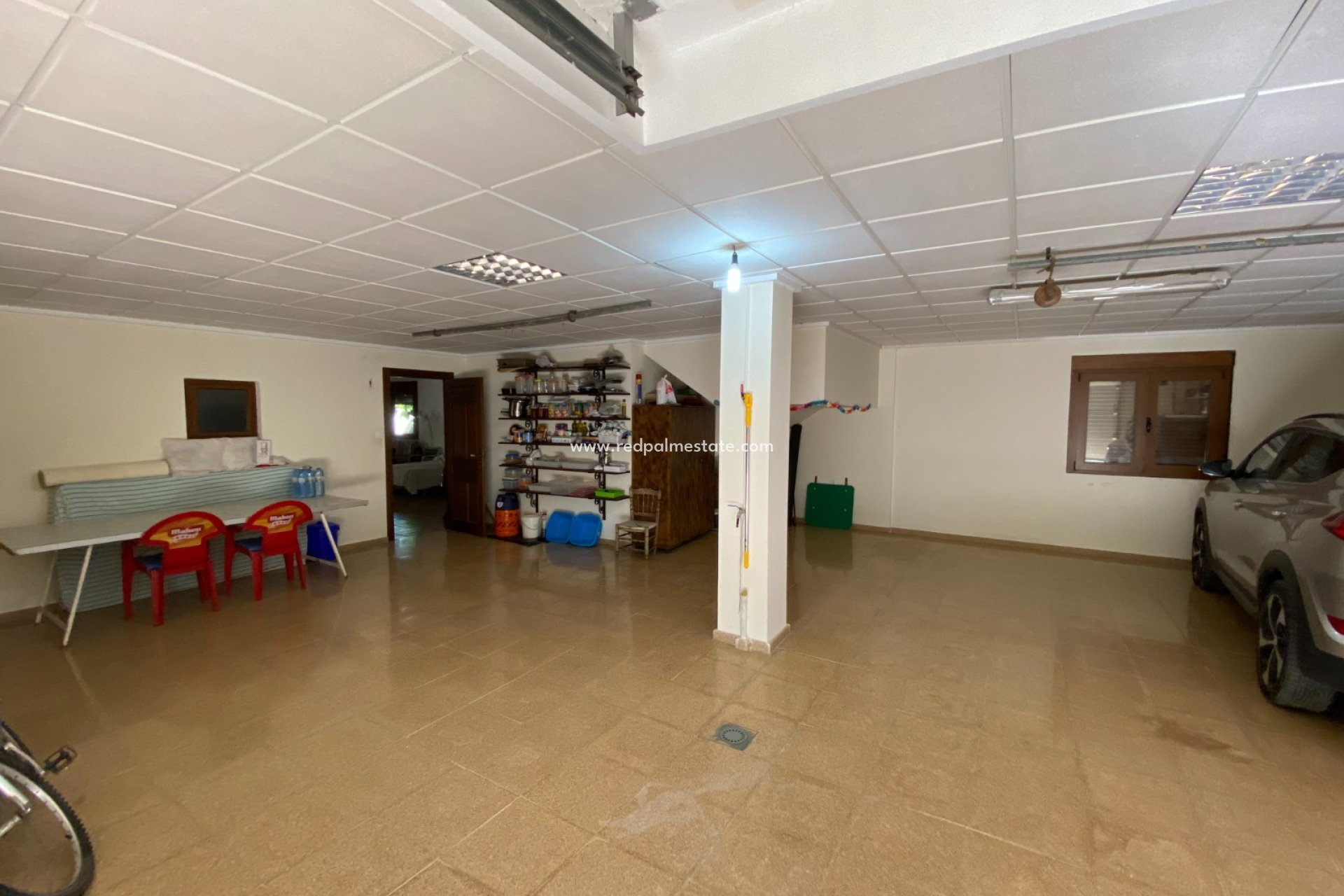 Resale - Villa -
Villena