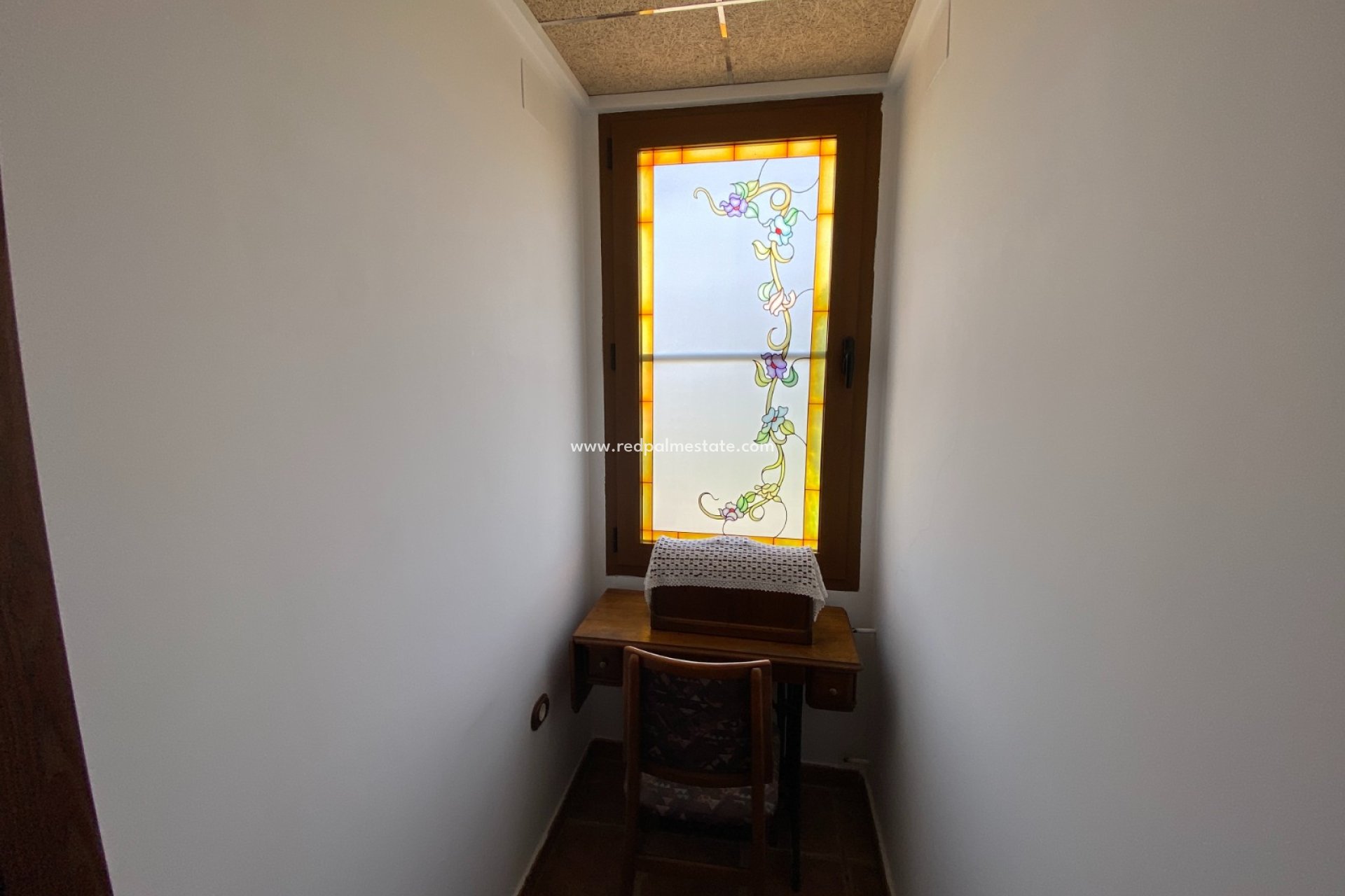 Resale - Villa -
Villena