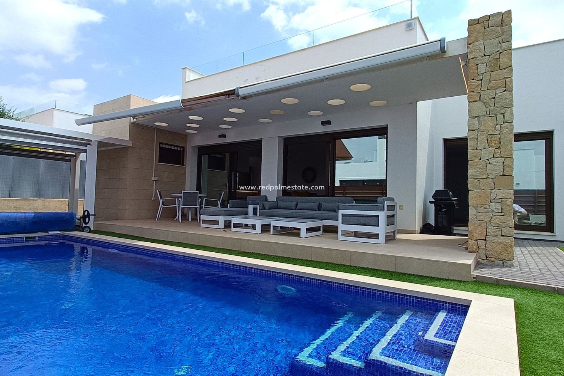 Resale - Villa -
Vistabella Golf Entre Naranjos - Inland