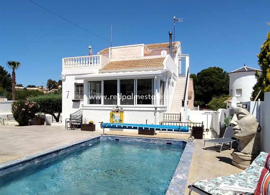 Resale - Villa -
Vistabella Golf Entre Naranjos - Inland