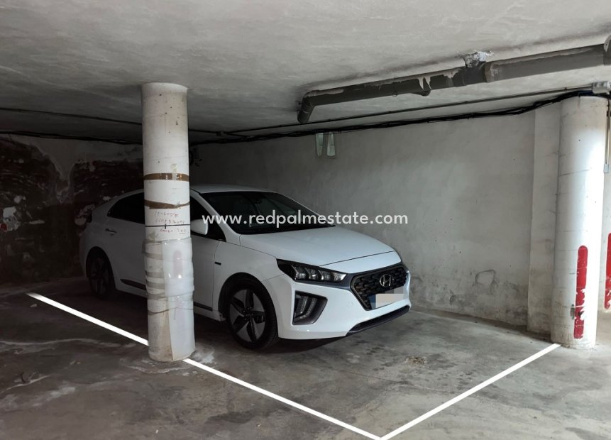 Reventa - Aparcamiento -
Los Alczares - Los Narejos